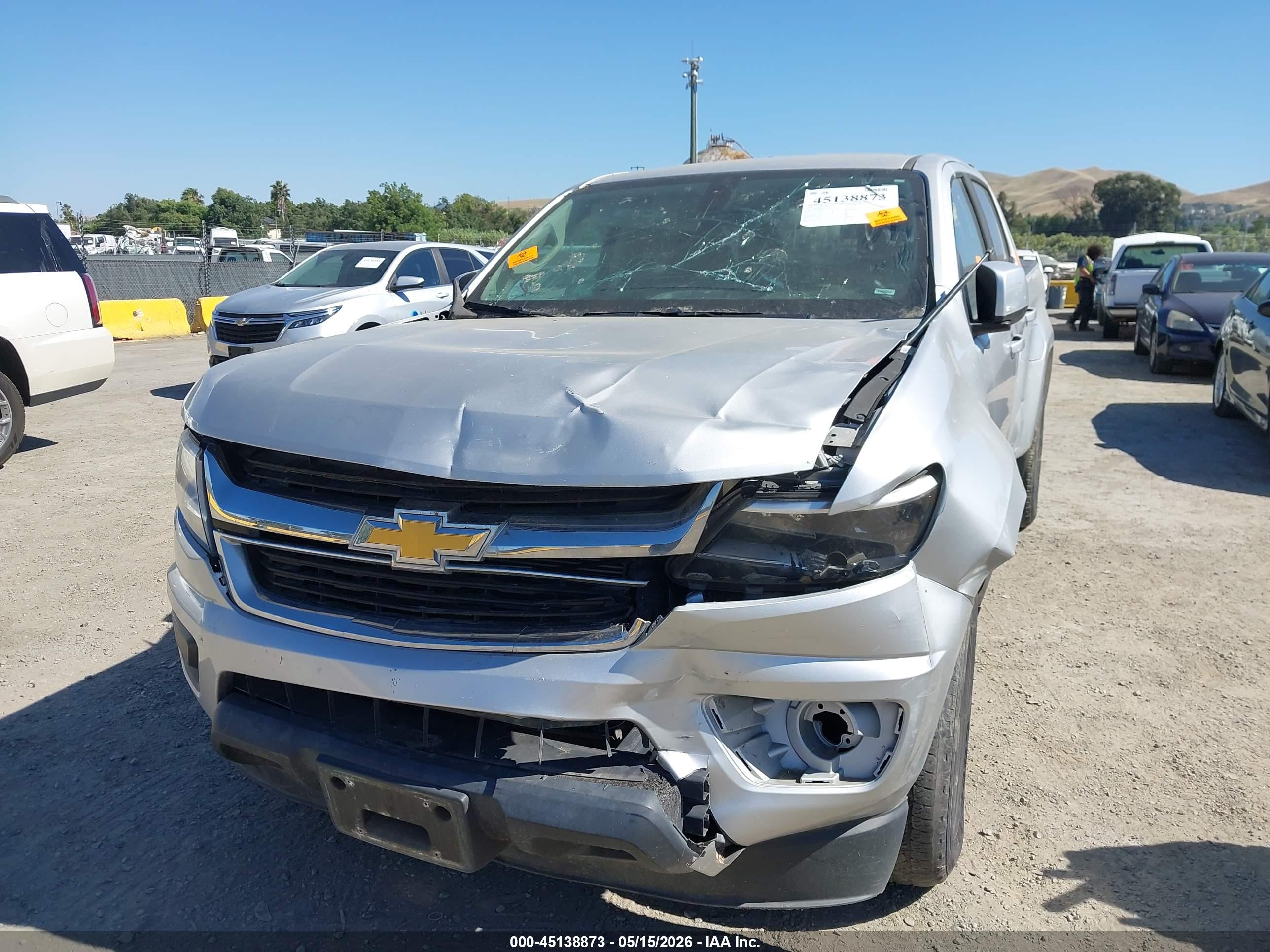 CHEVROLET COLORADO image 6