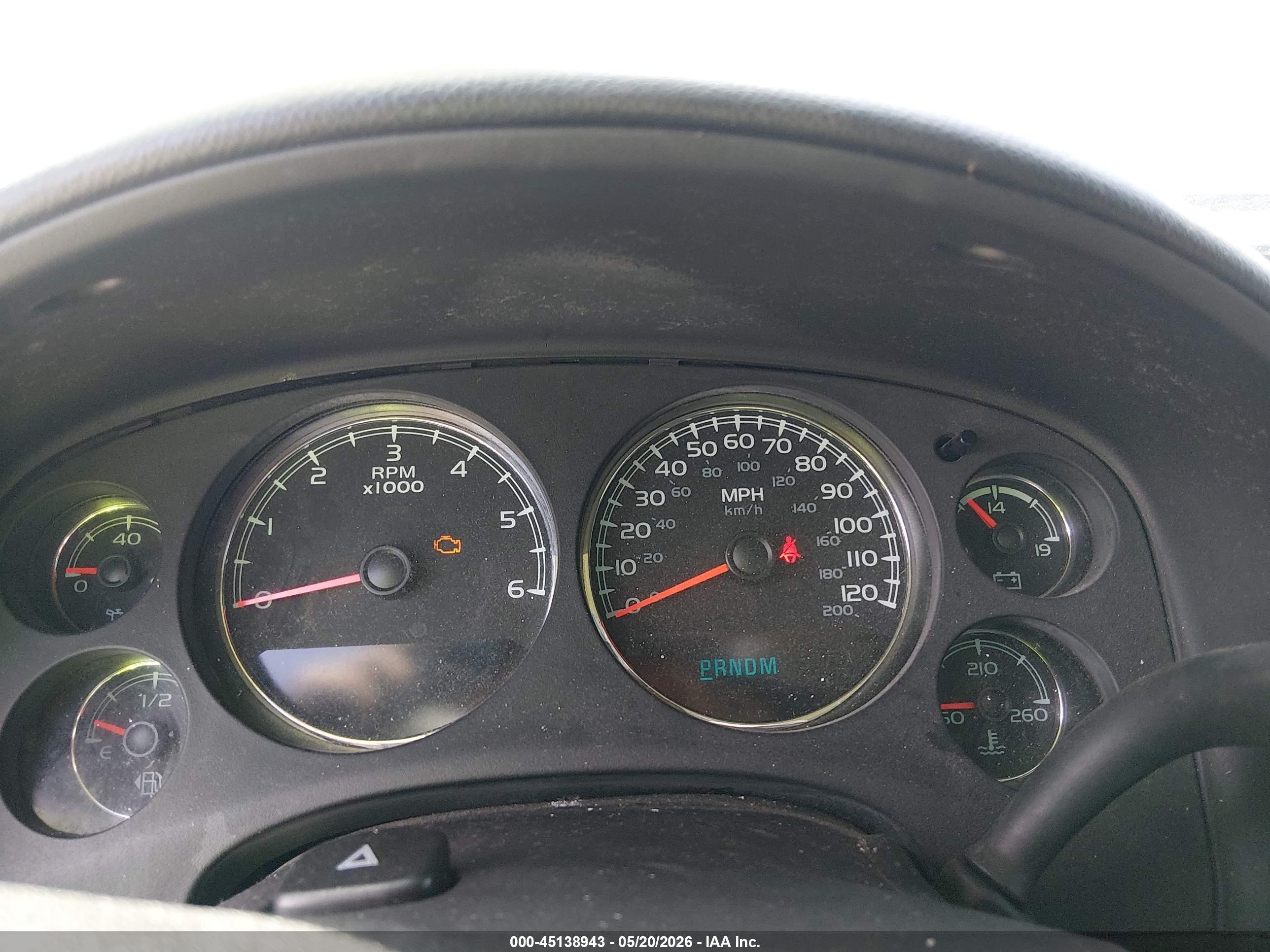 GMC YUKON image 7