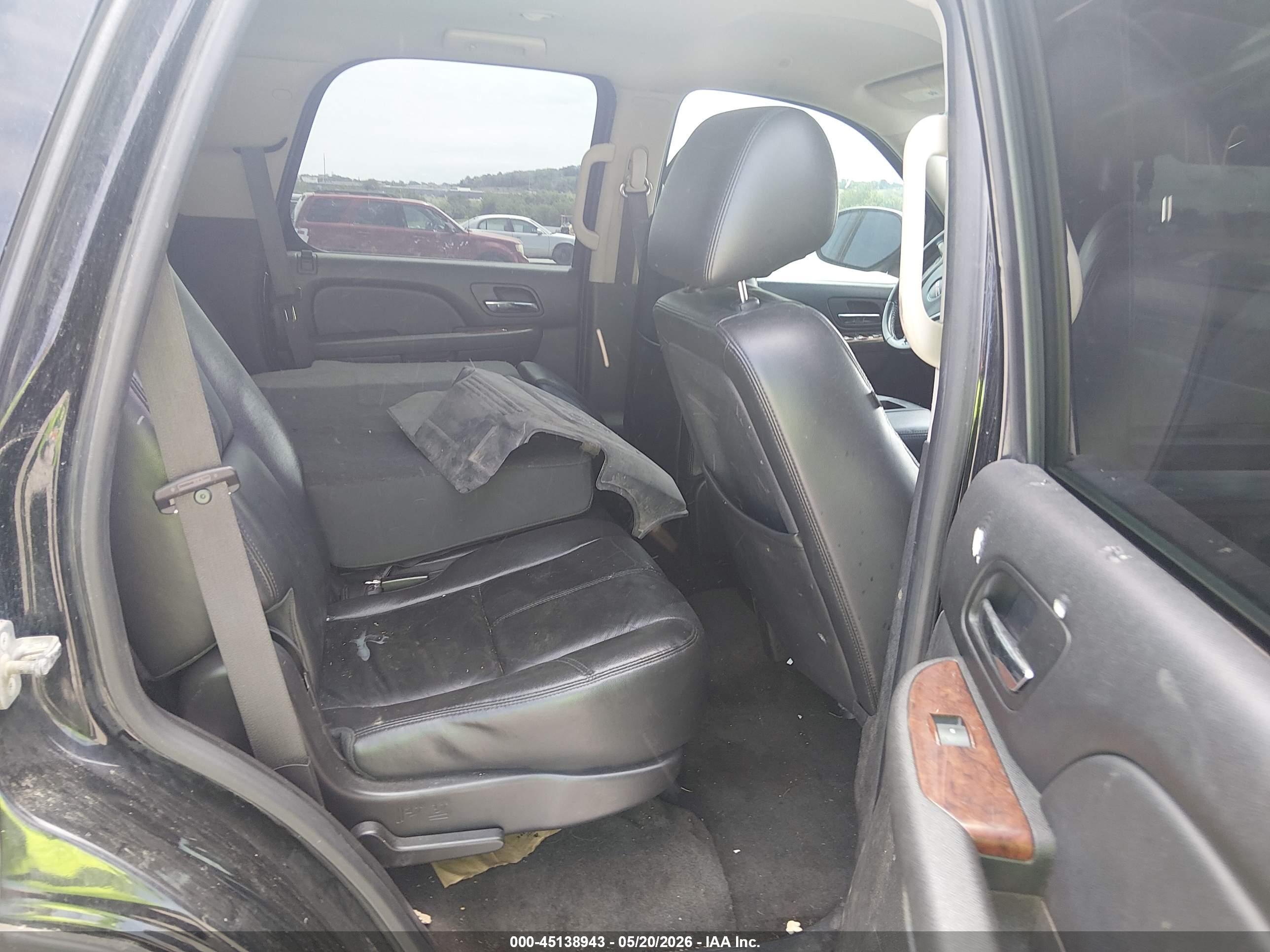 GMC YUKON image 8
