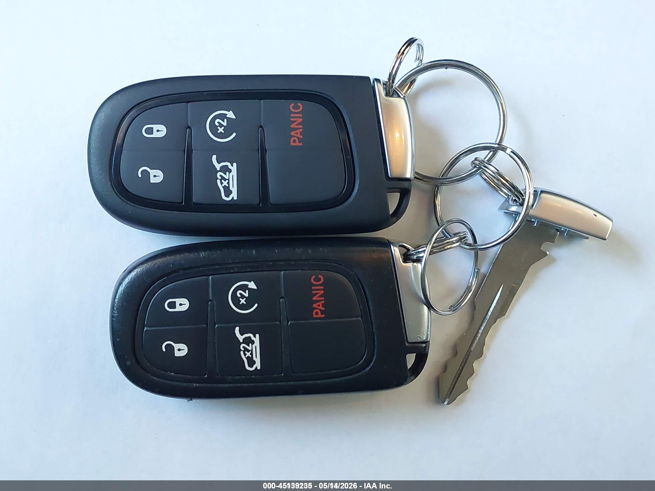 JEEP CHEROKEE image 11