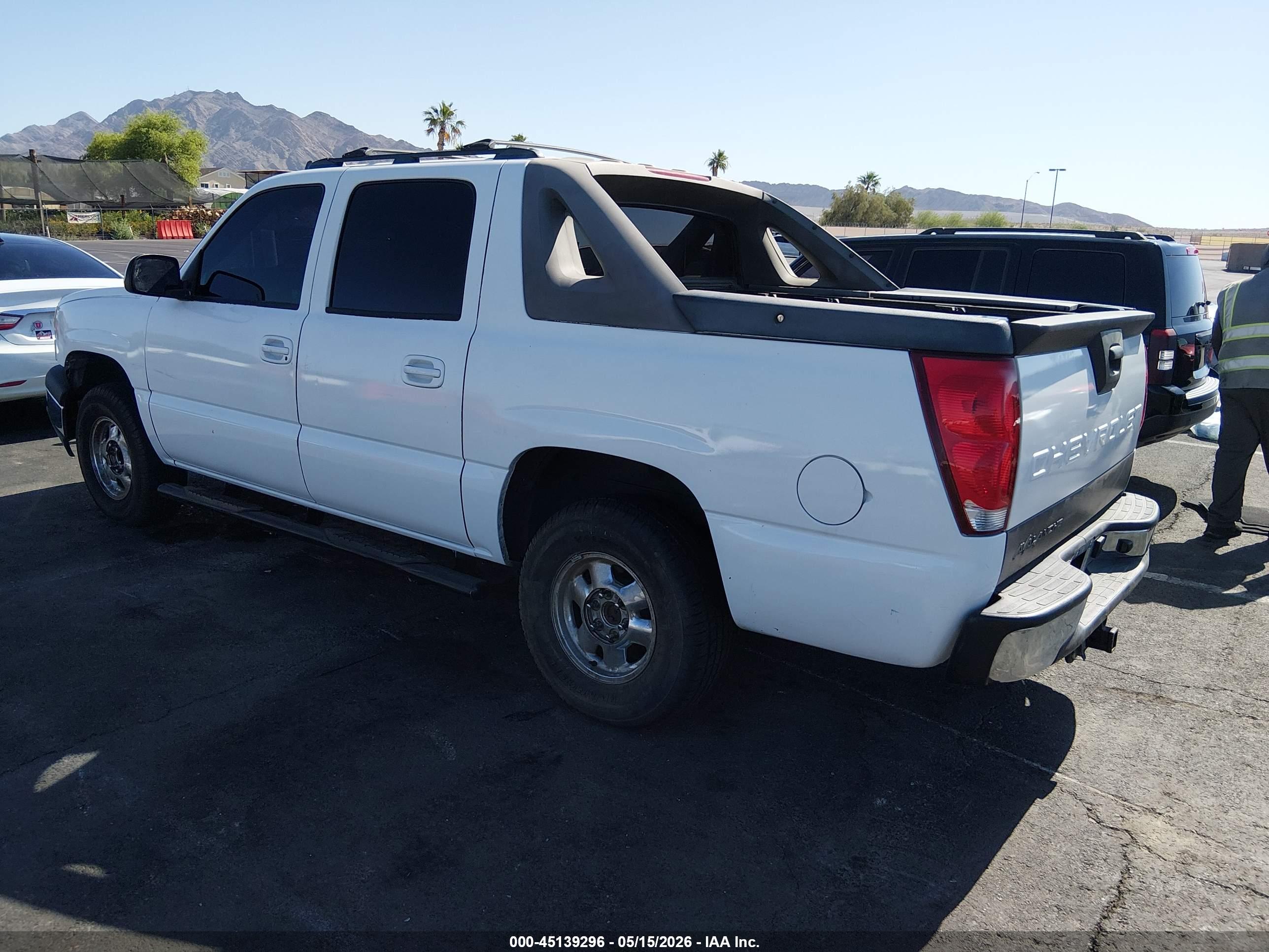 CHEVROLET AVALANCHE image 3