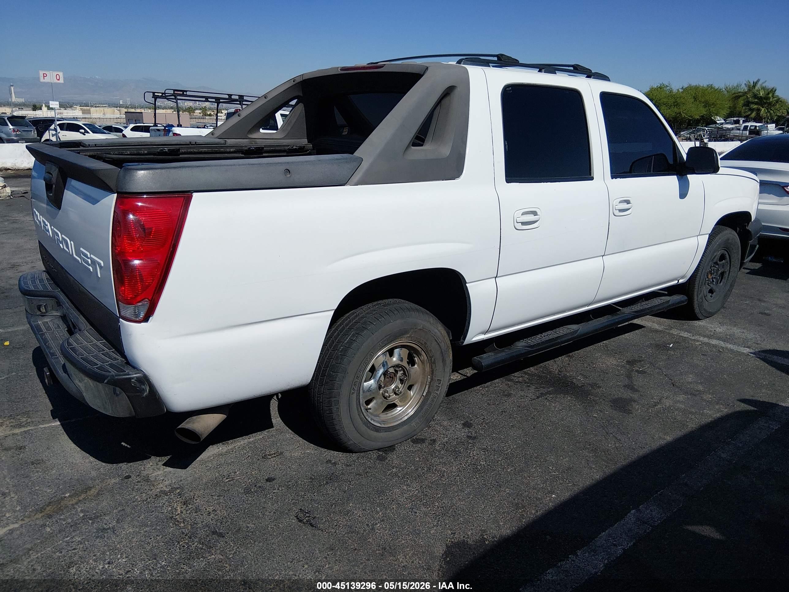 CHEVROLET AVALANCHE image 4