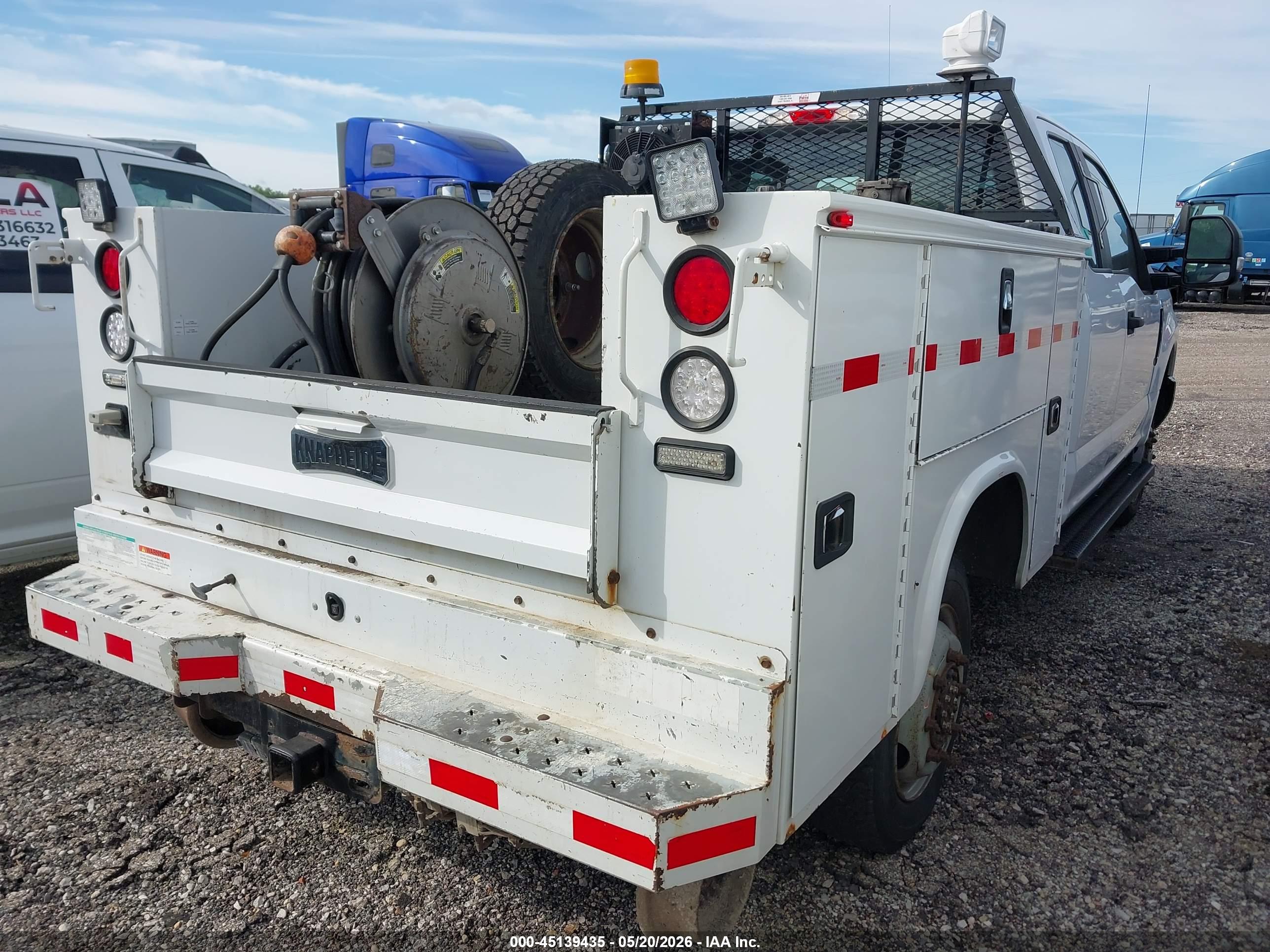 FORD F-350 image 4