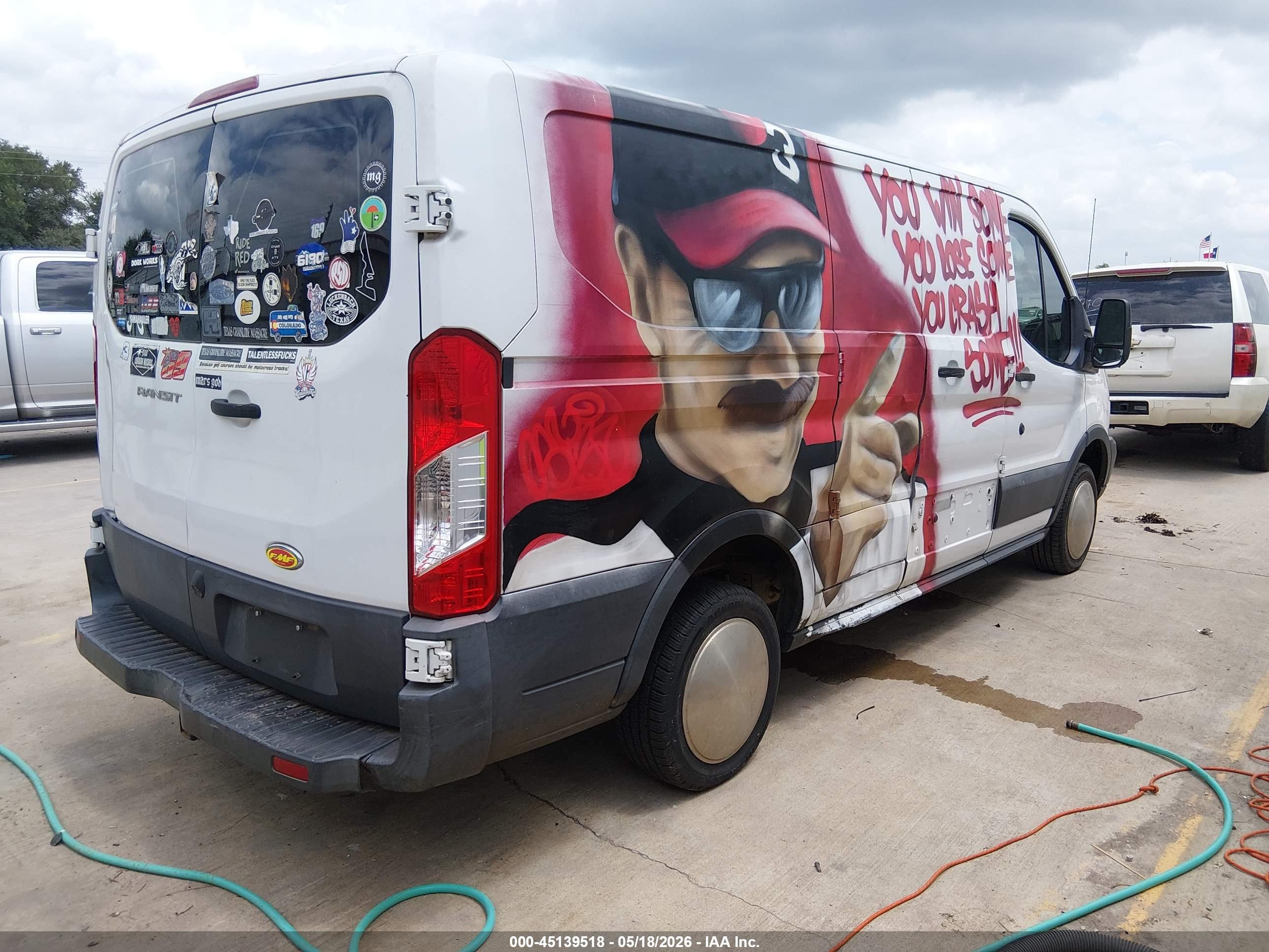 FORD TRANSIT-150 image 4