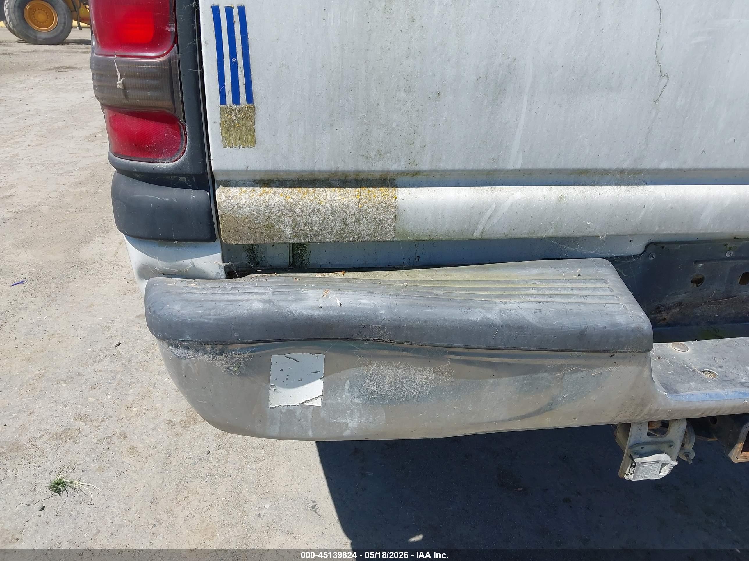 DODGE RAM image 6
