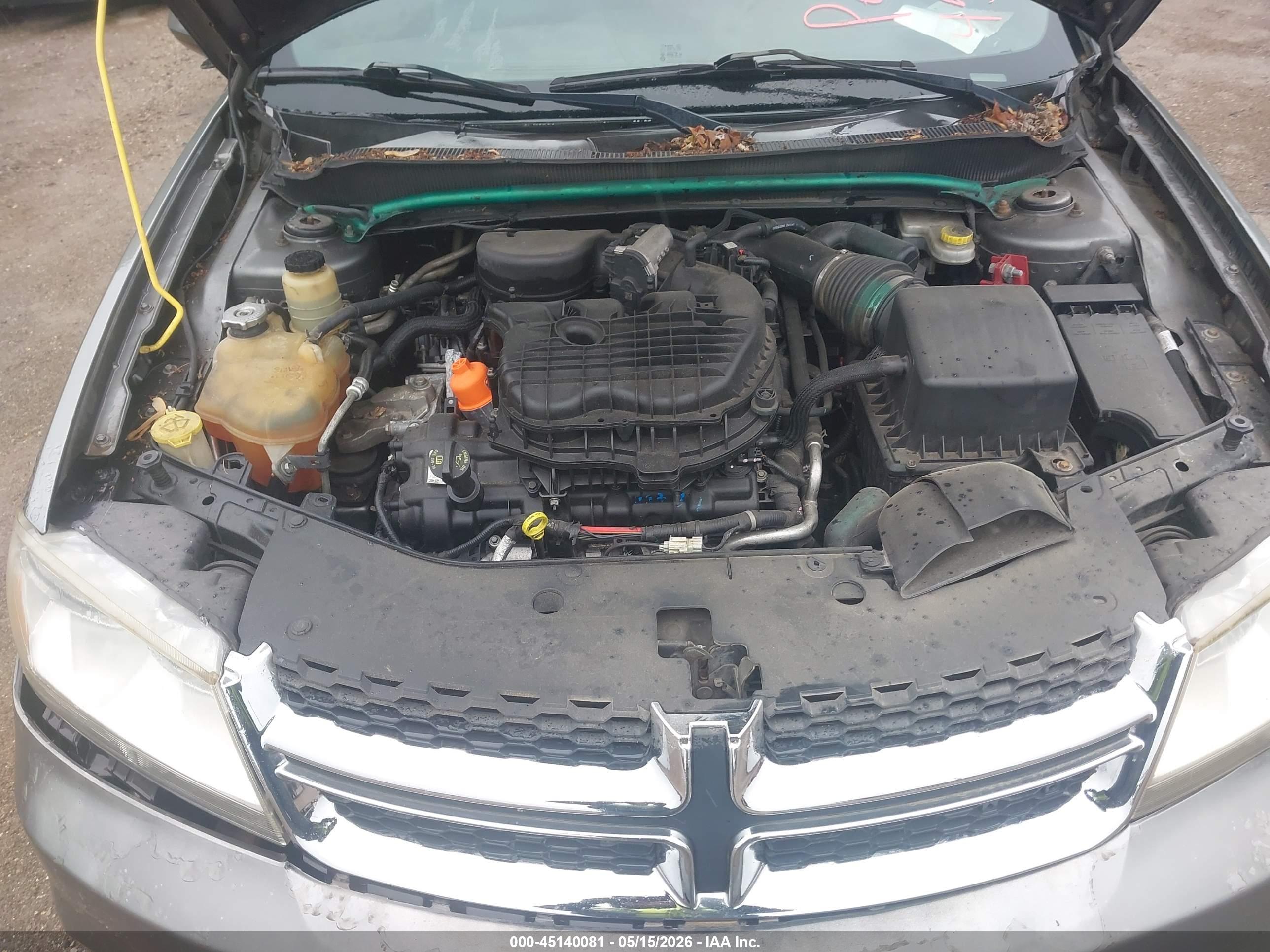 DODGE AVENGER image 10