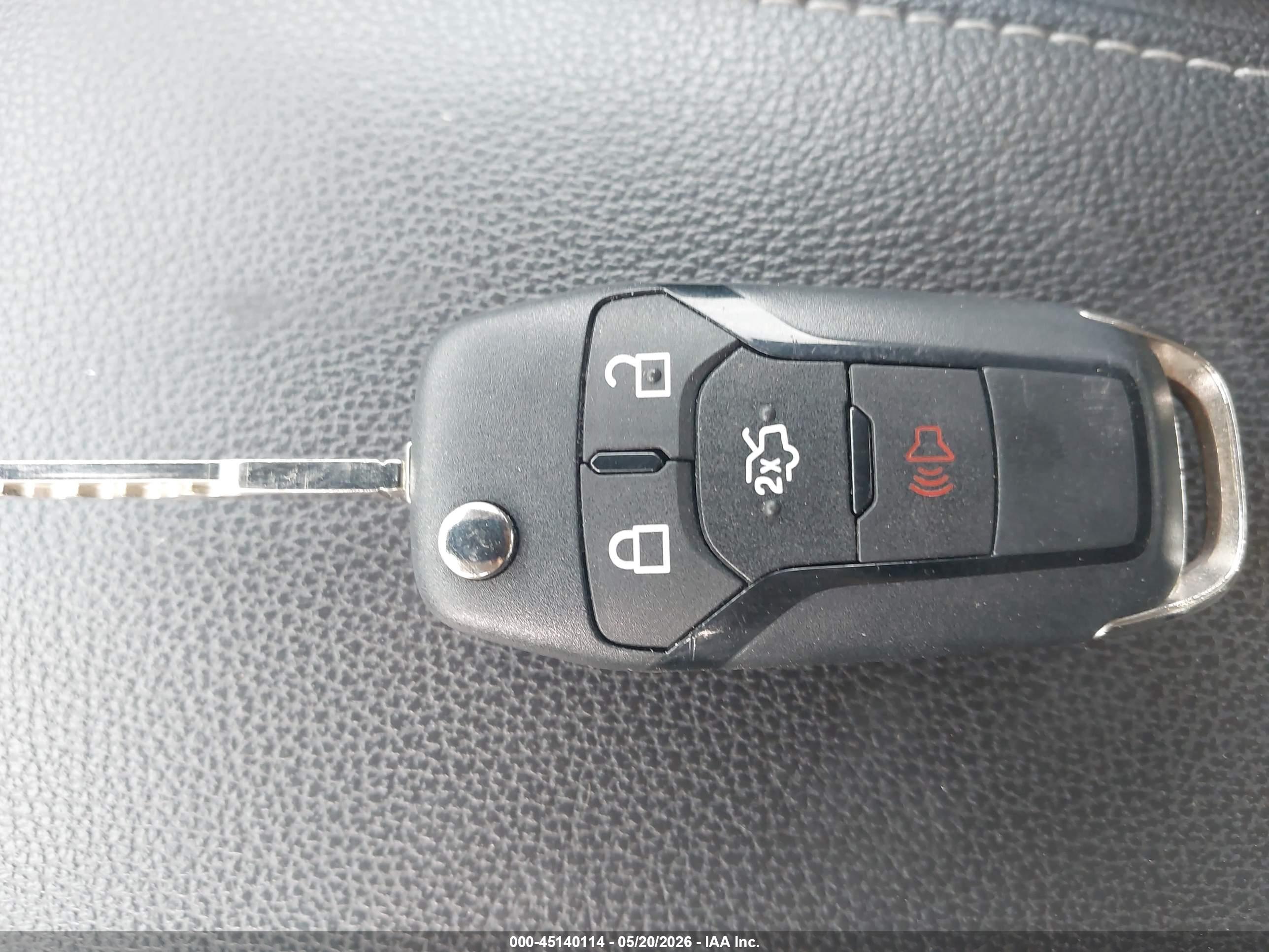 FORD FUSION image 11