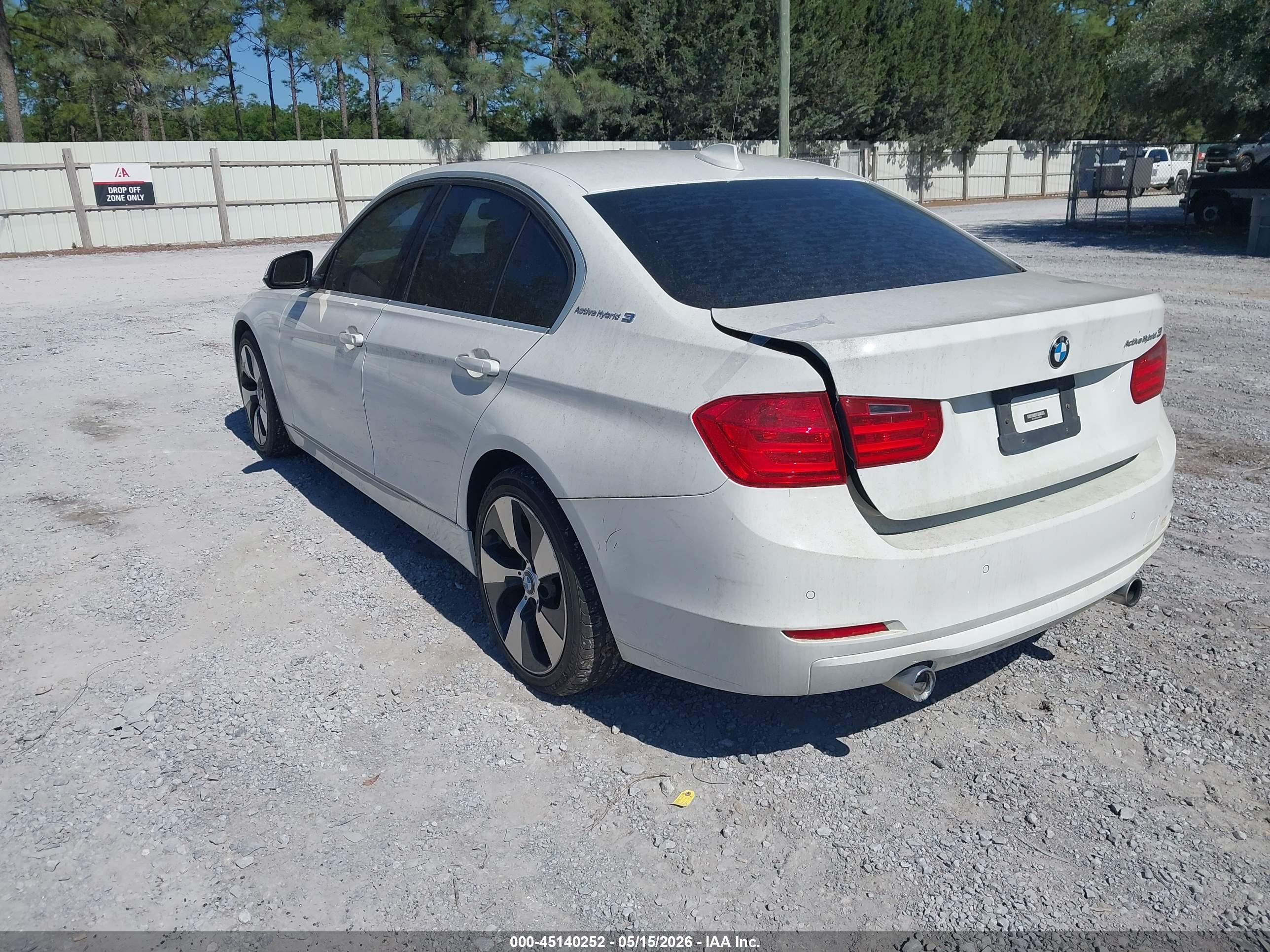 BMW ACTIVEHYBRID image 3