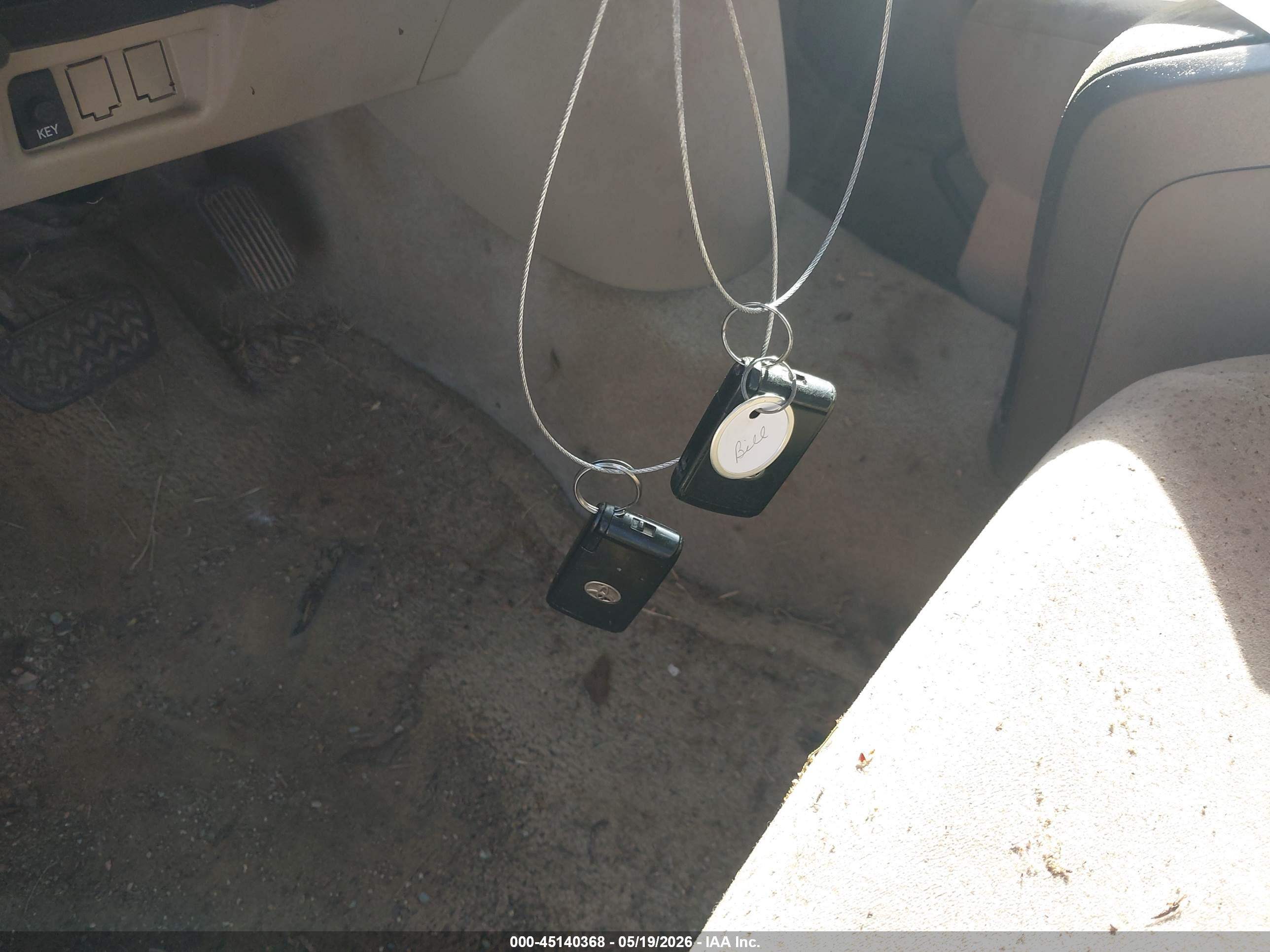 TOYOTA PRIUS image 11