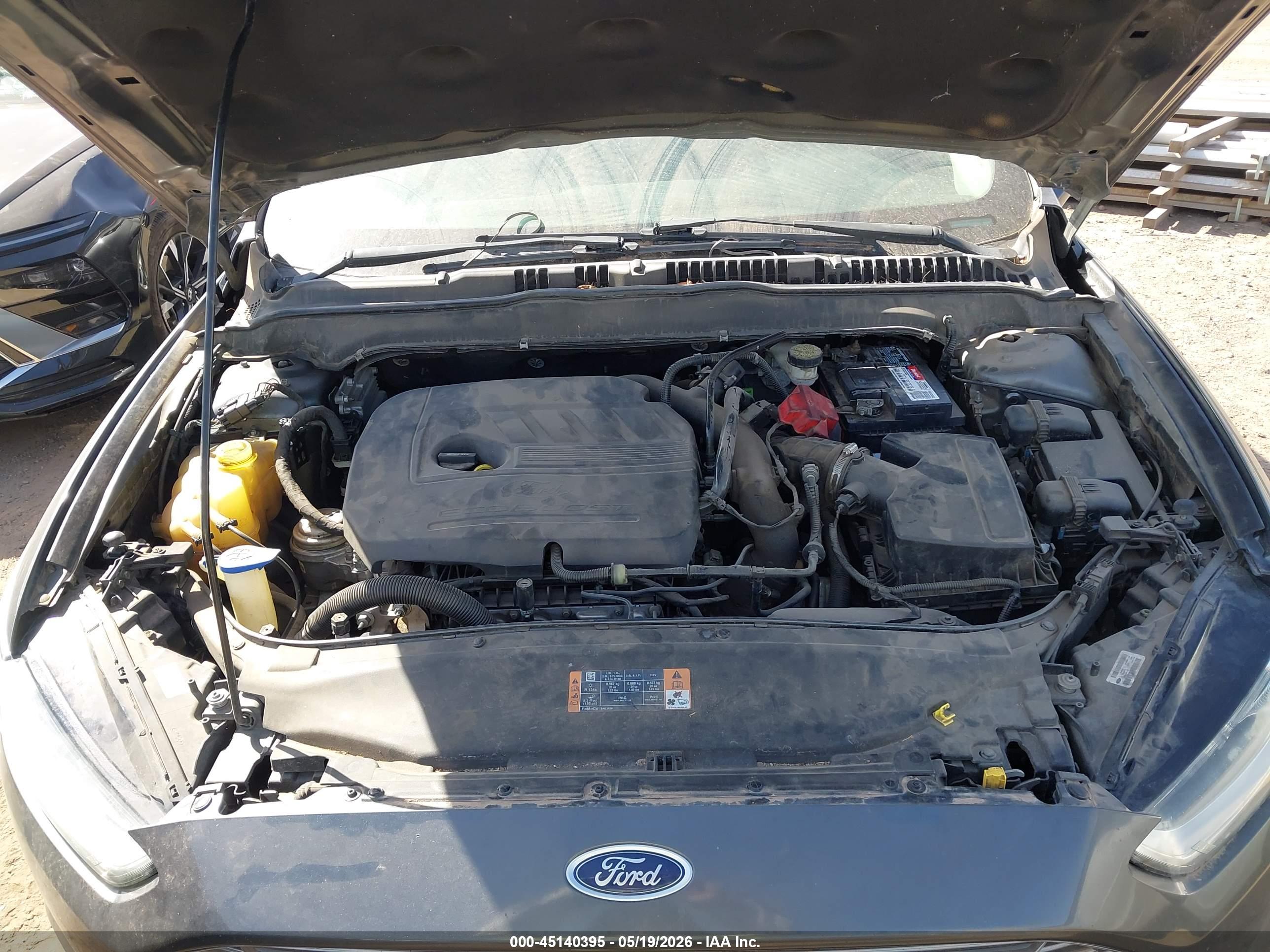 FORD FUSION image 10