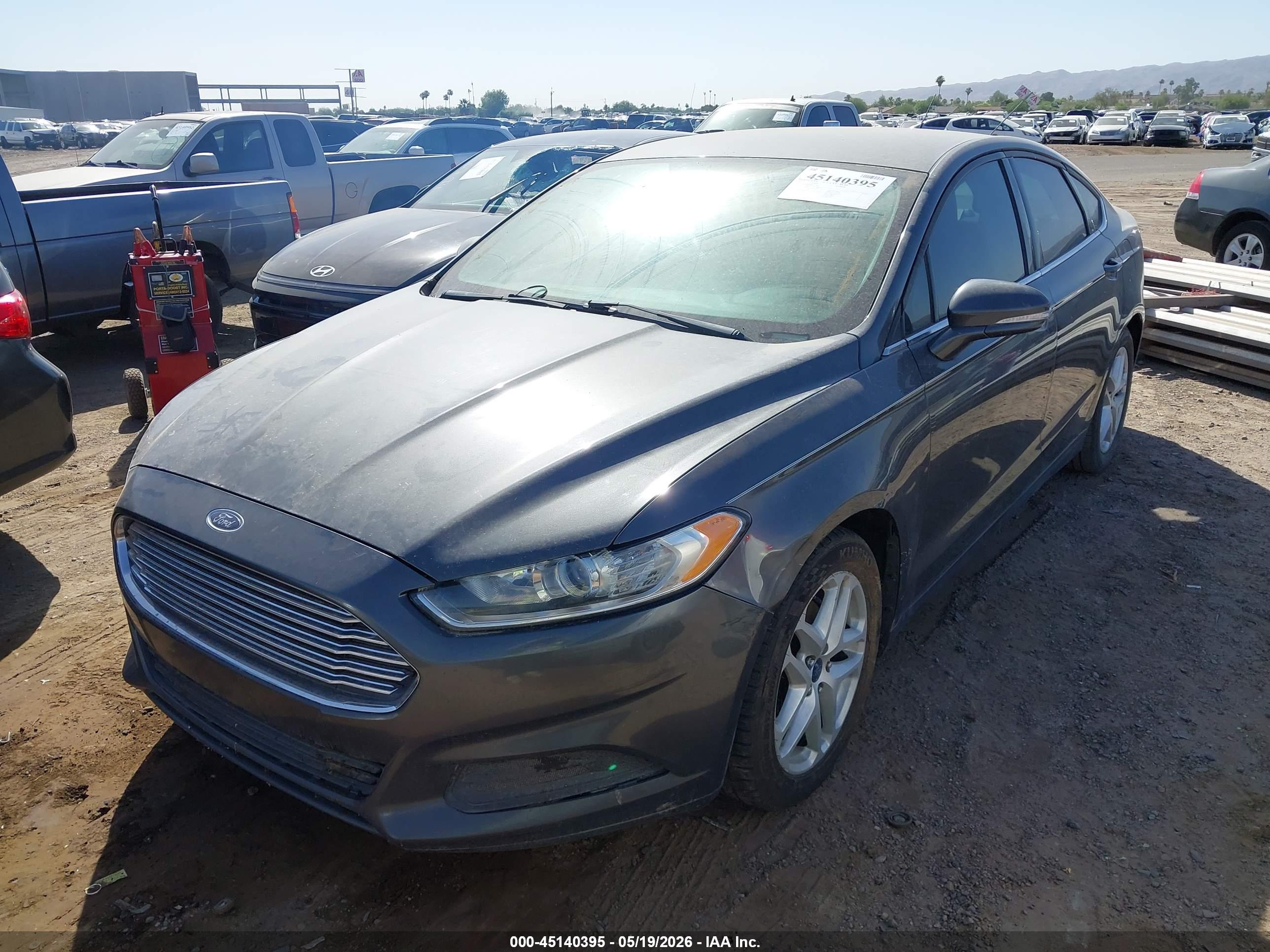 FORD FUSION image 2