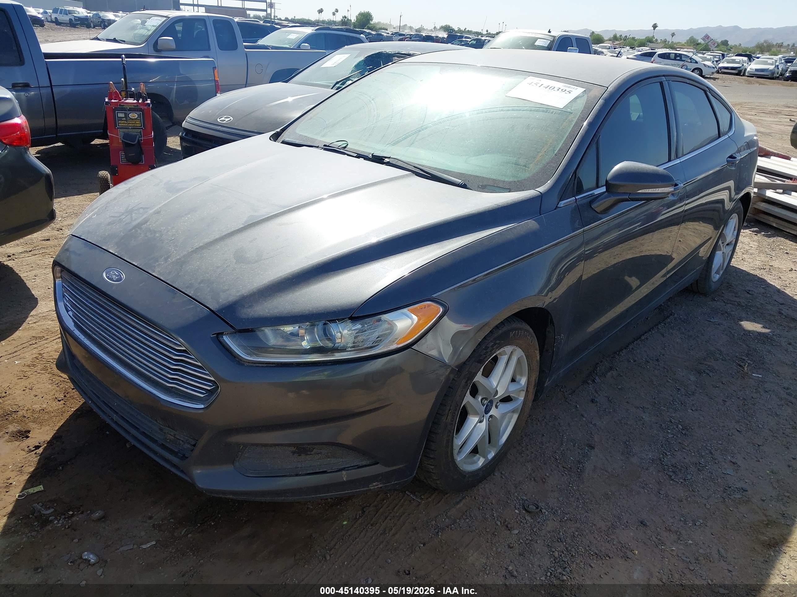 FORD FUSION image 6