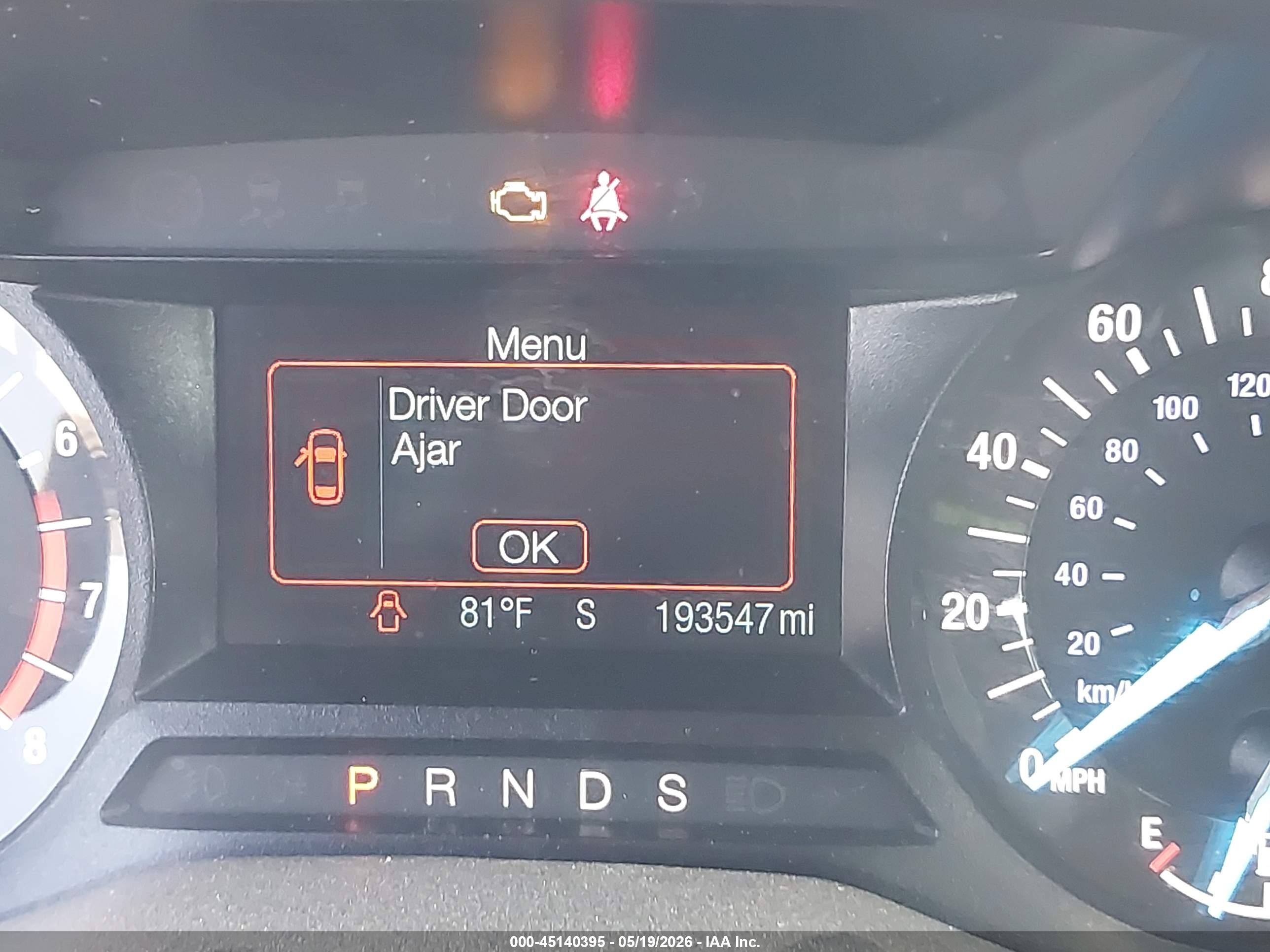 FORD FUSION image 7