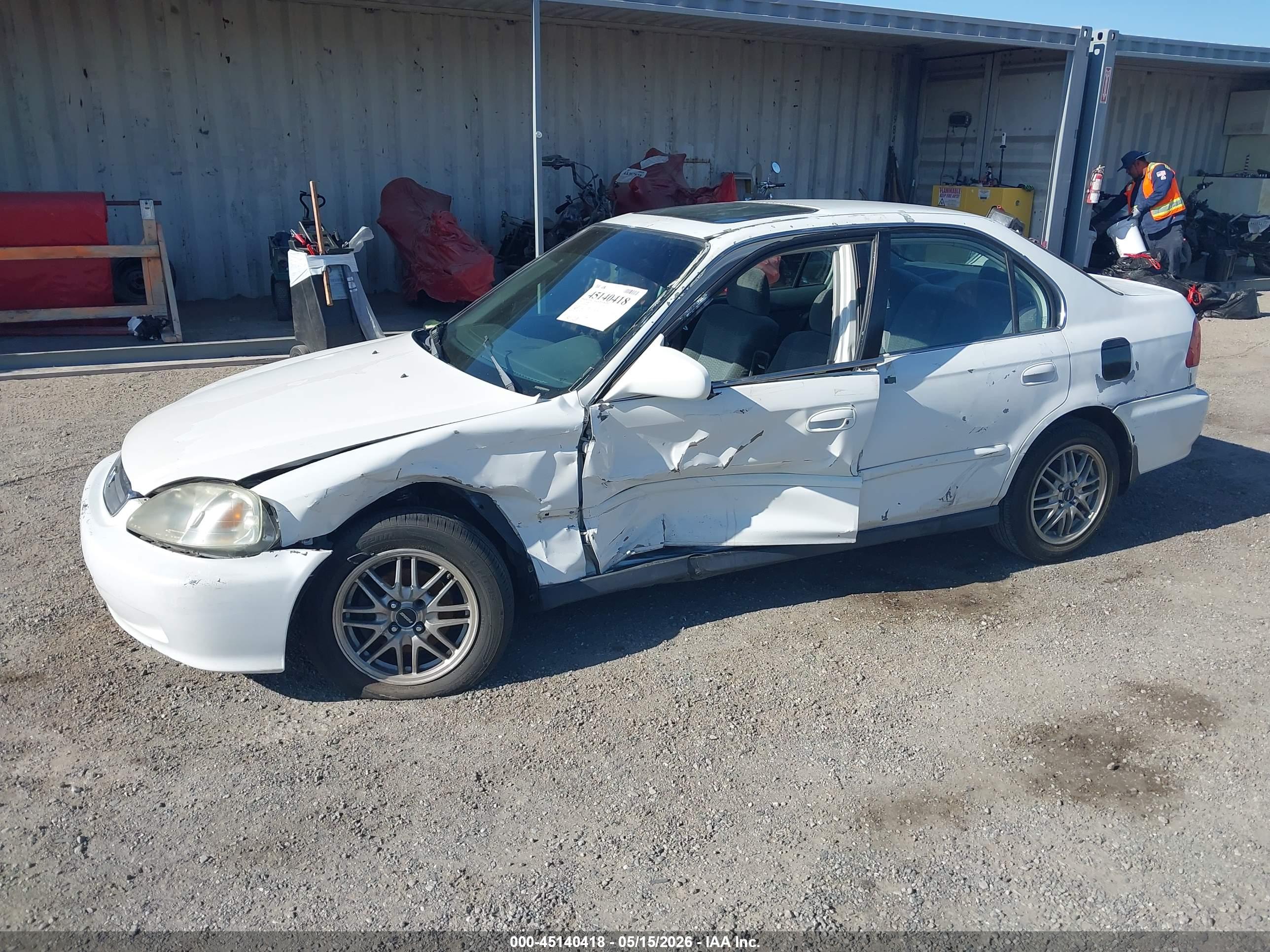 HONDA CIVIC image 2
