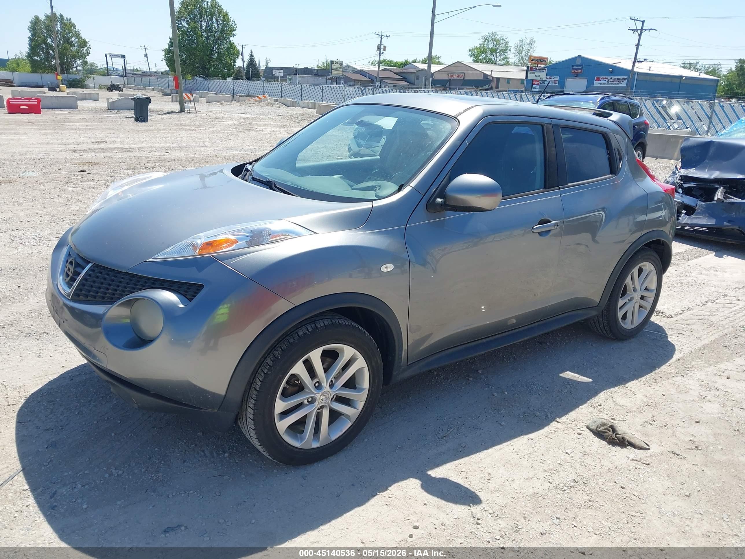 NISSAN JUKE image 2