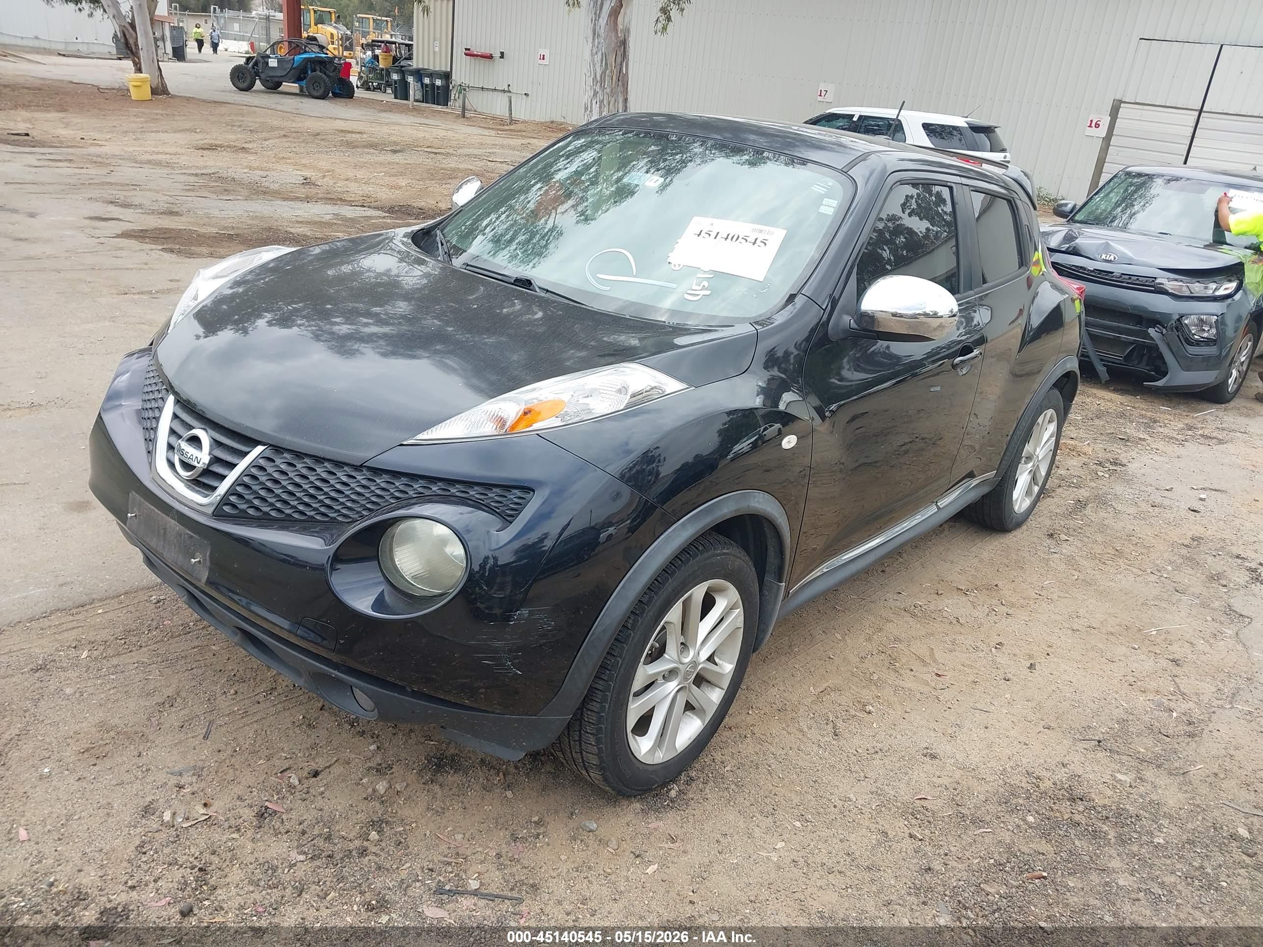 NISSAN JUKE image 2