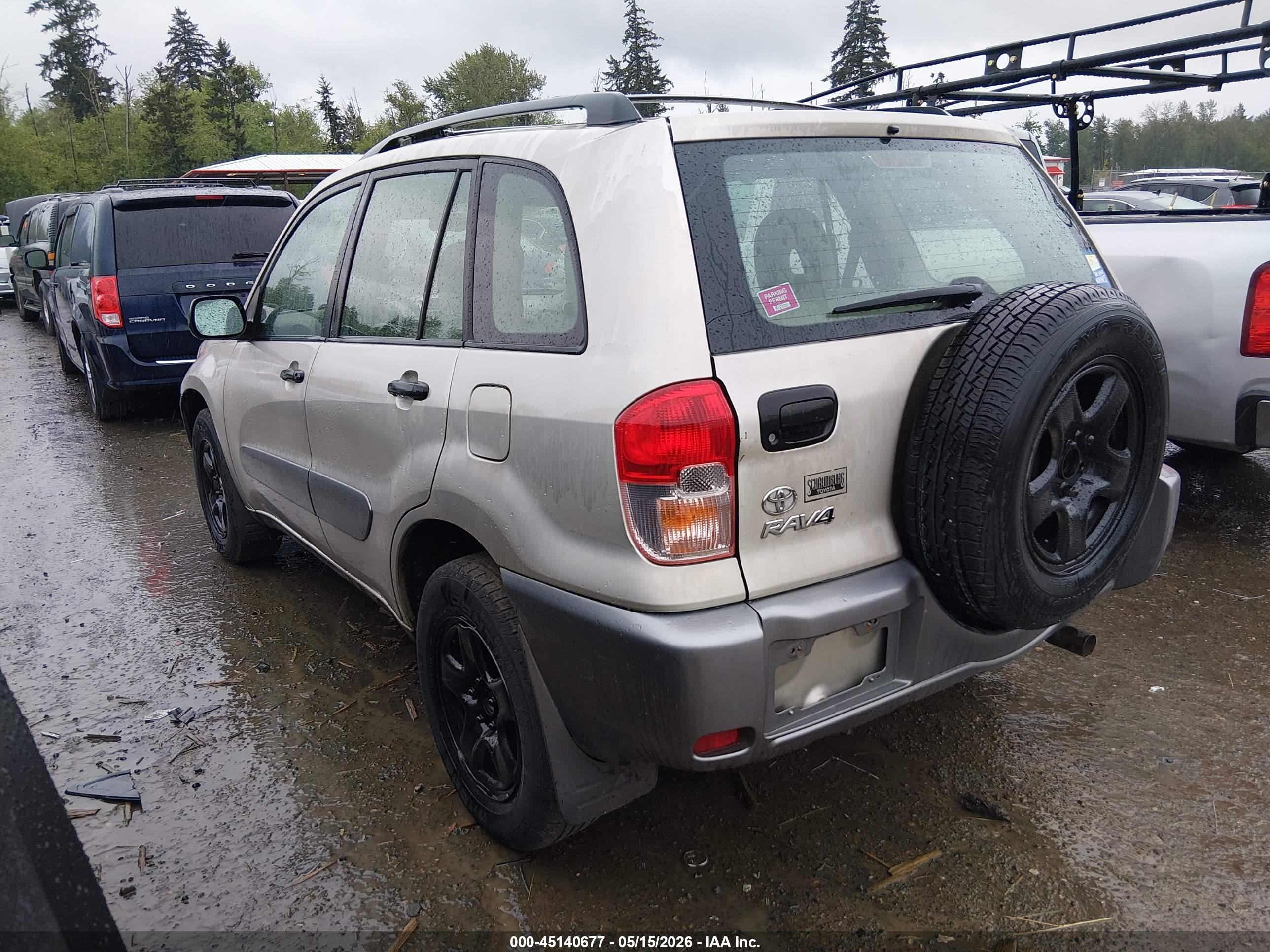 TOYOTA RAV4 image 3