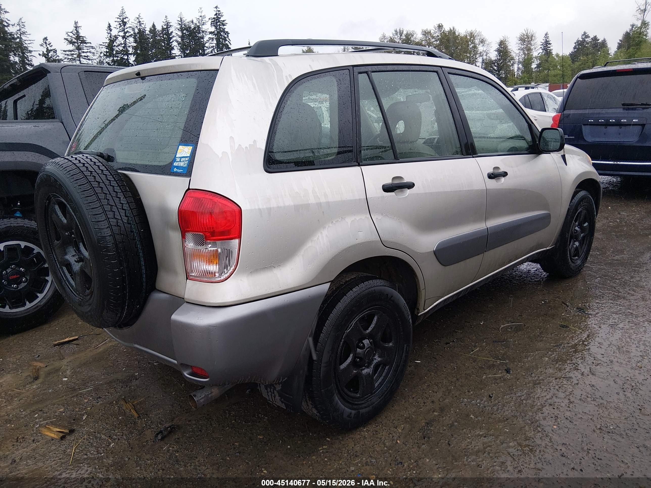 TOYOTA RAV4 image 4