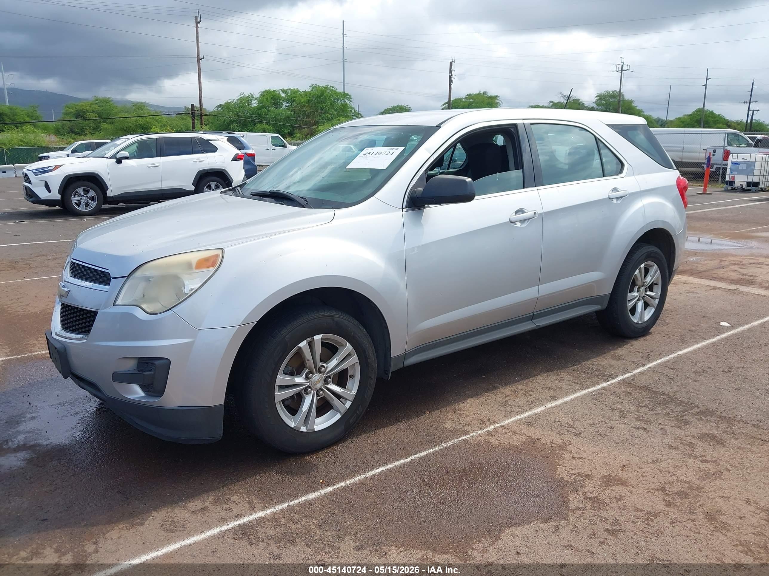 CHEVROLET EQUINOX image 2