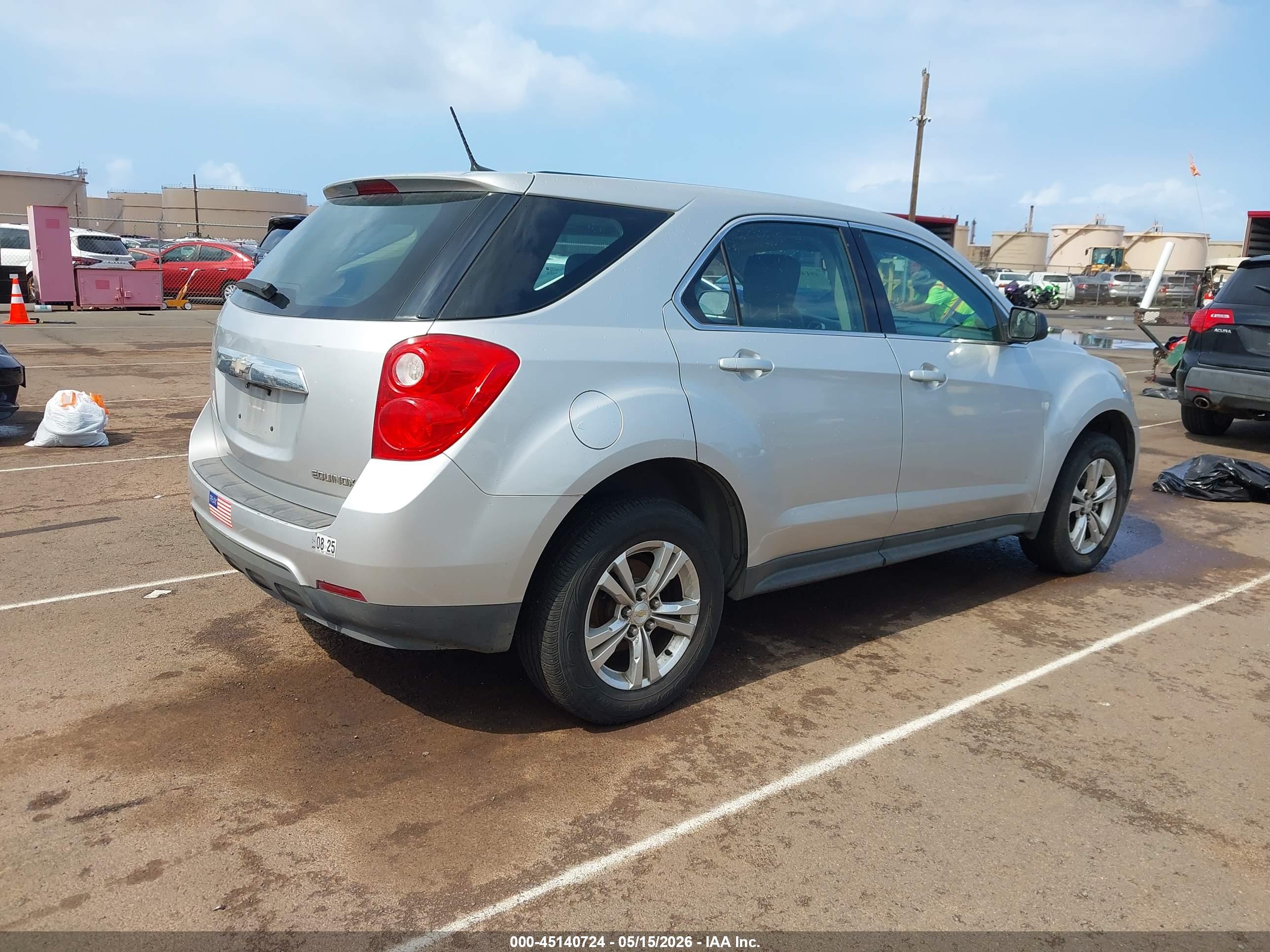 CHEVROLET EQUINOX image 4
