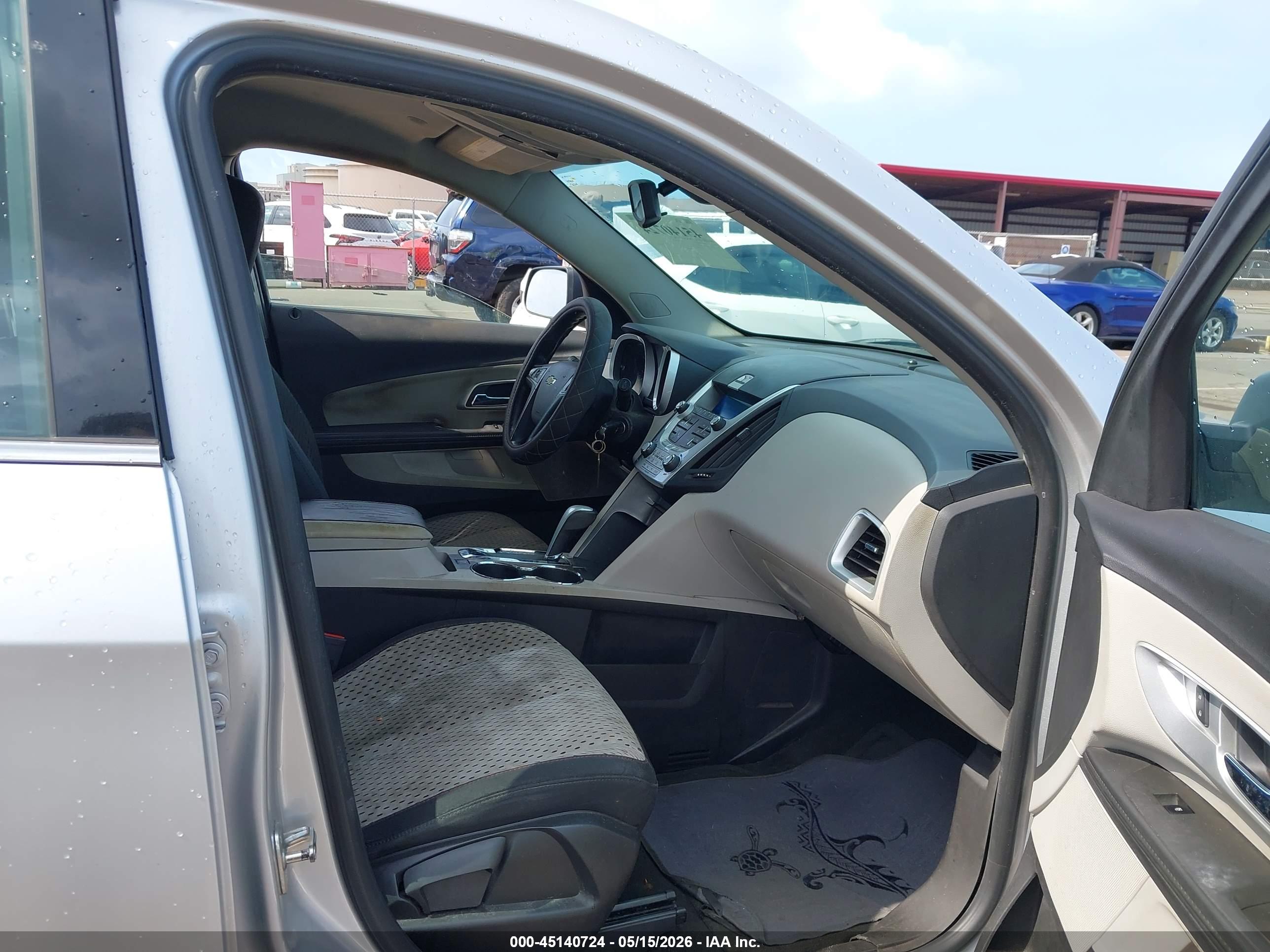 CHEVROLET EQUINOX image 5