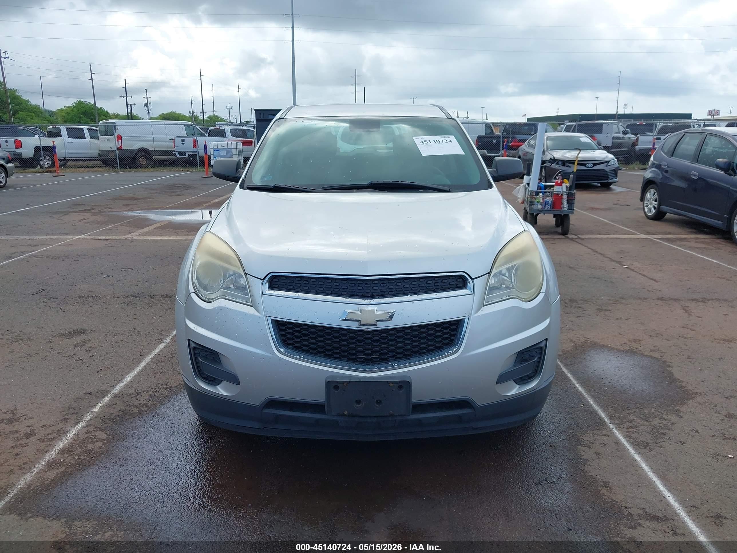CHEVROLET EQUINOX image 6
