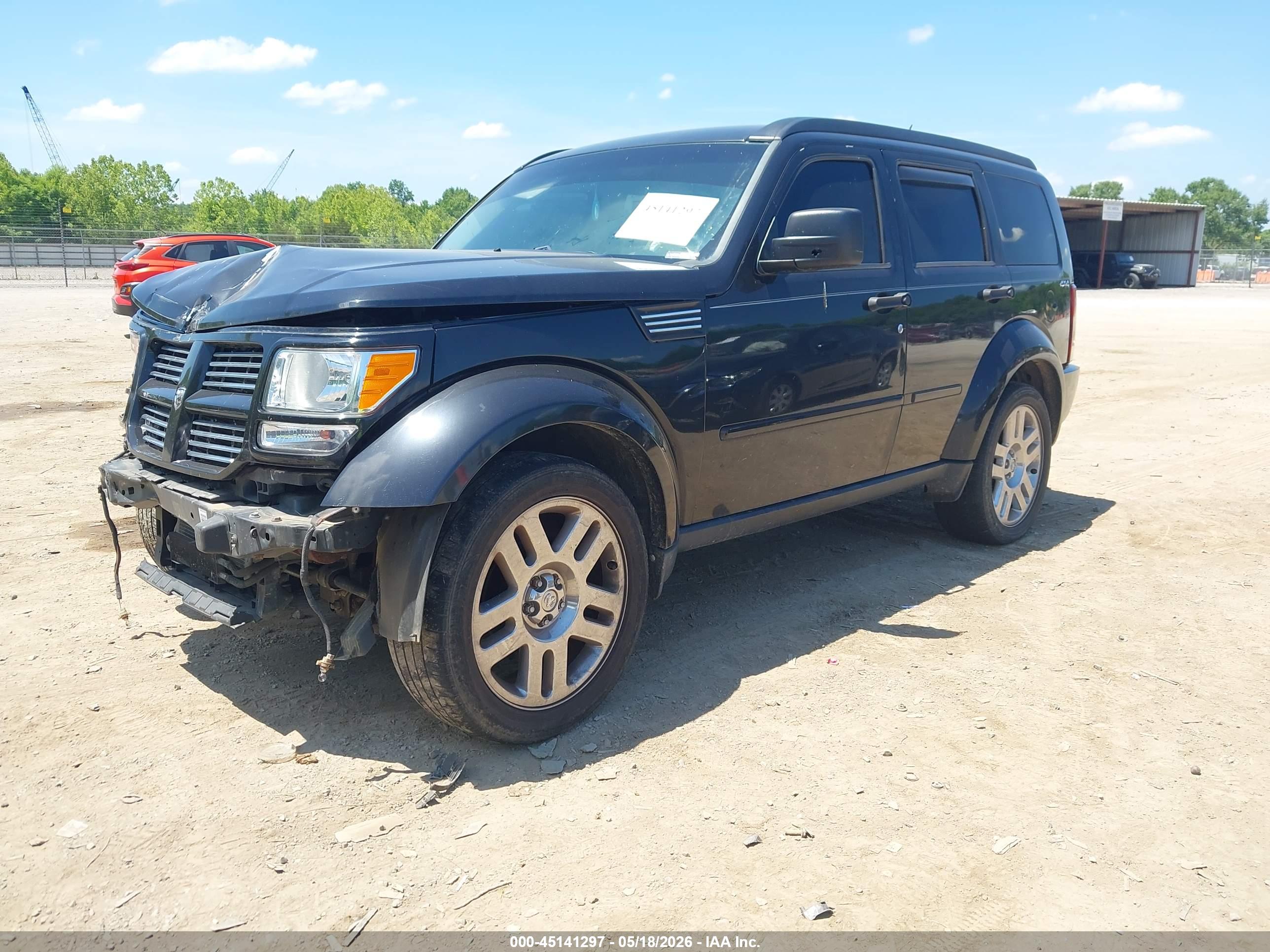 DODGE NITRO image 2