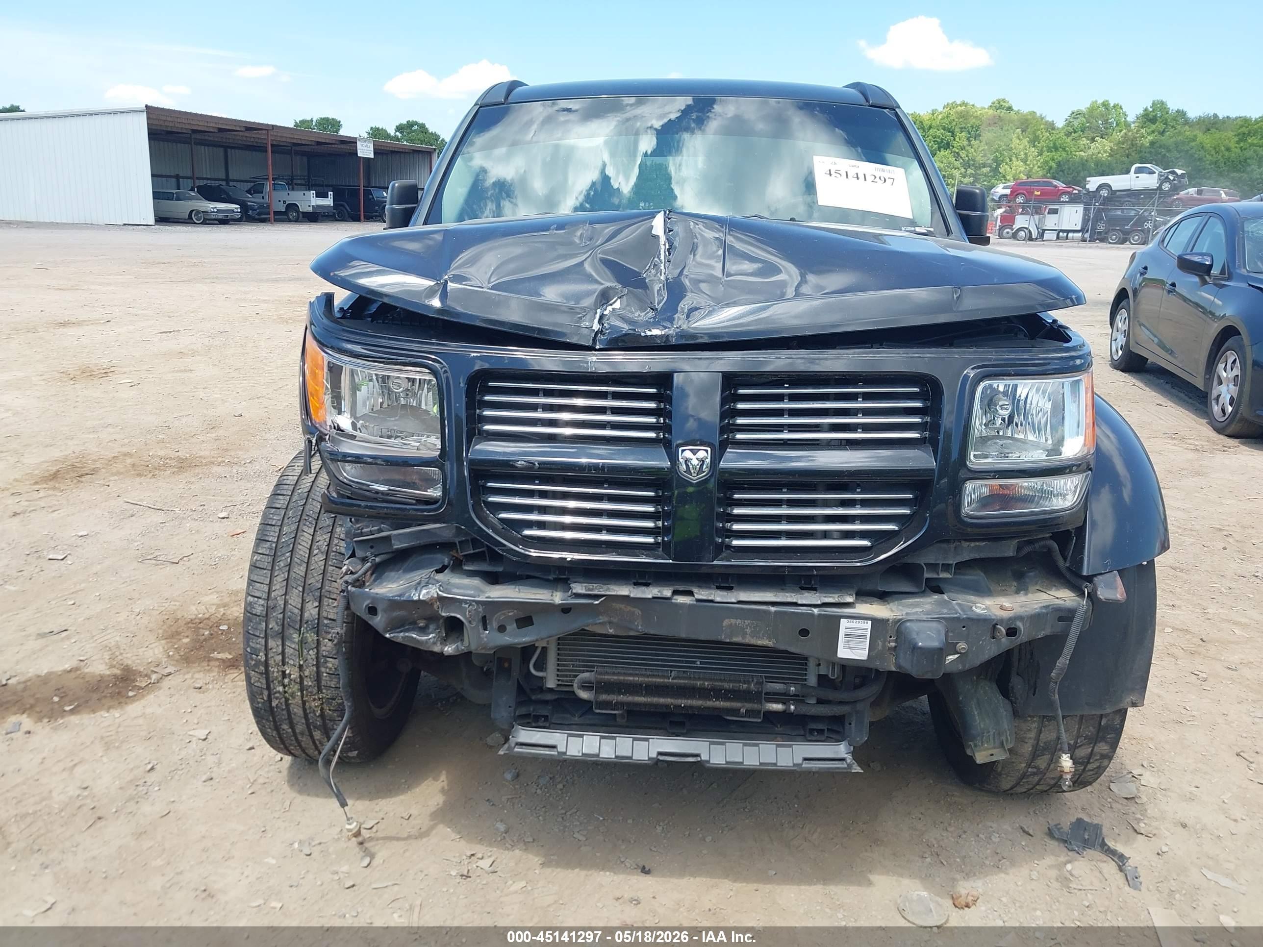 DODGE NITRO image 6