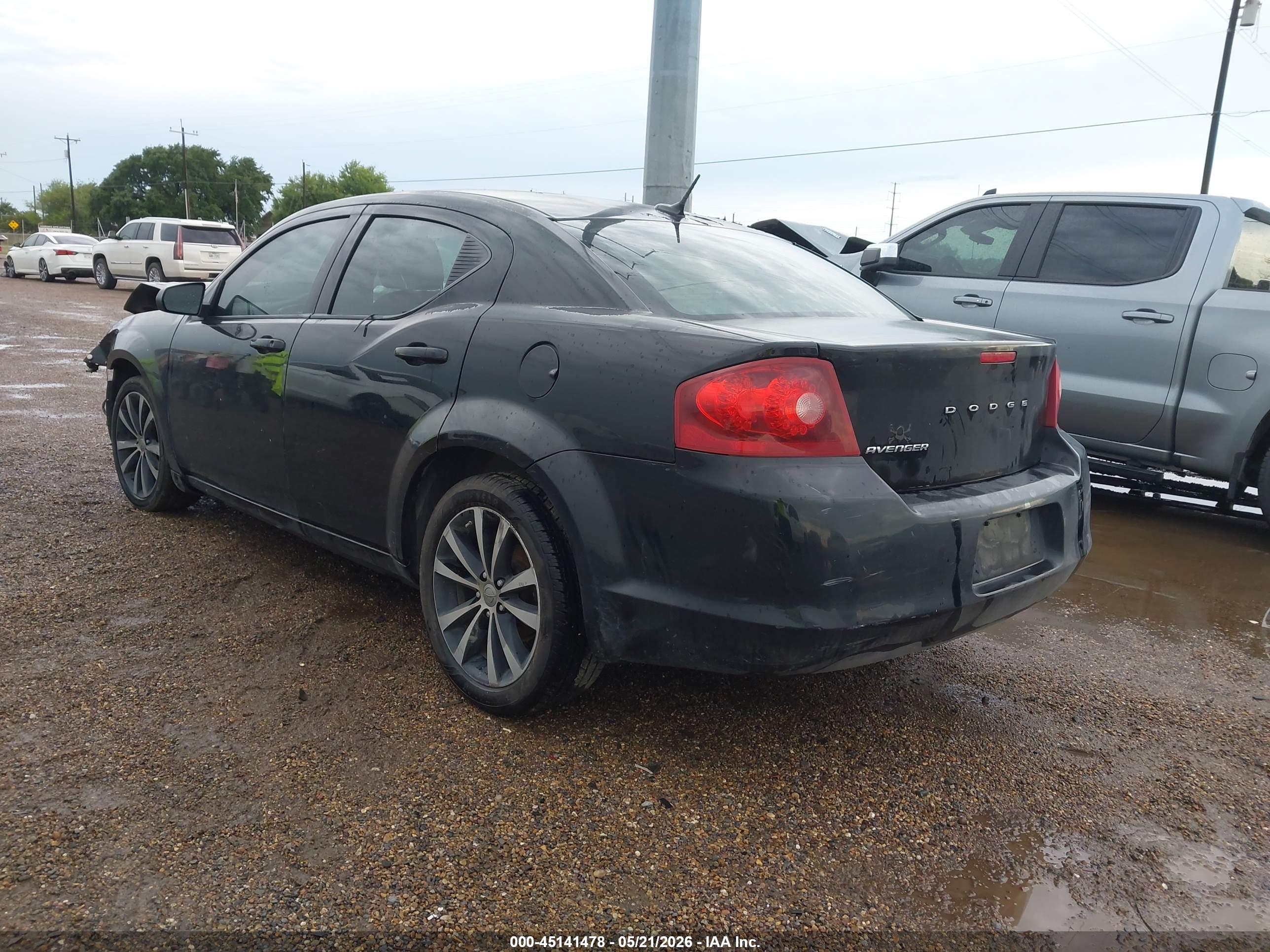 DODGE AVENGER image 3