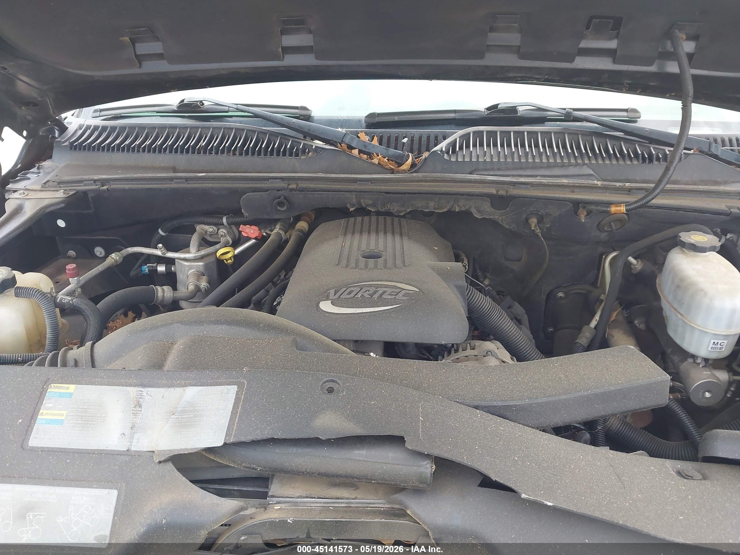 CHEVROLET TAHOE image 10