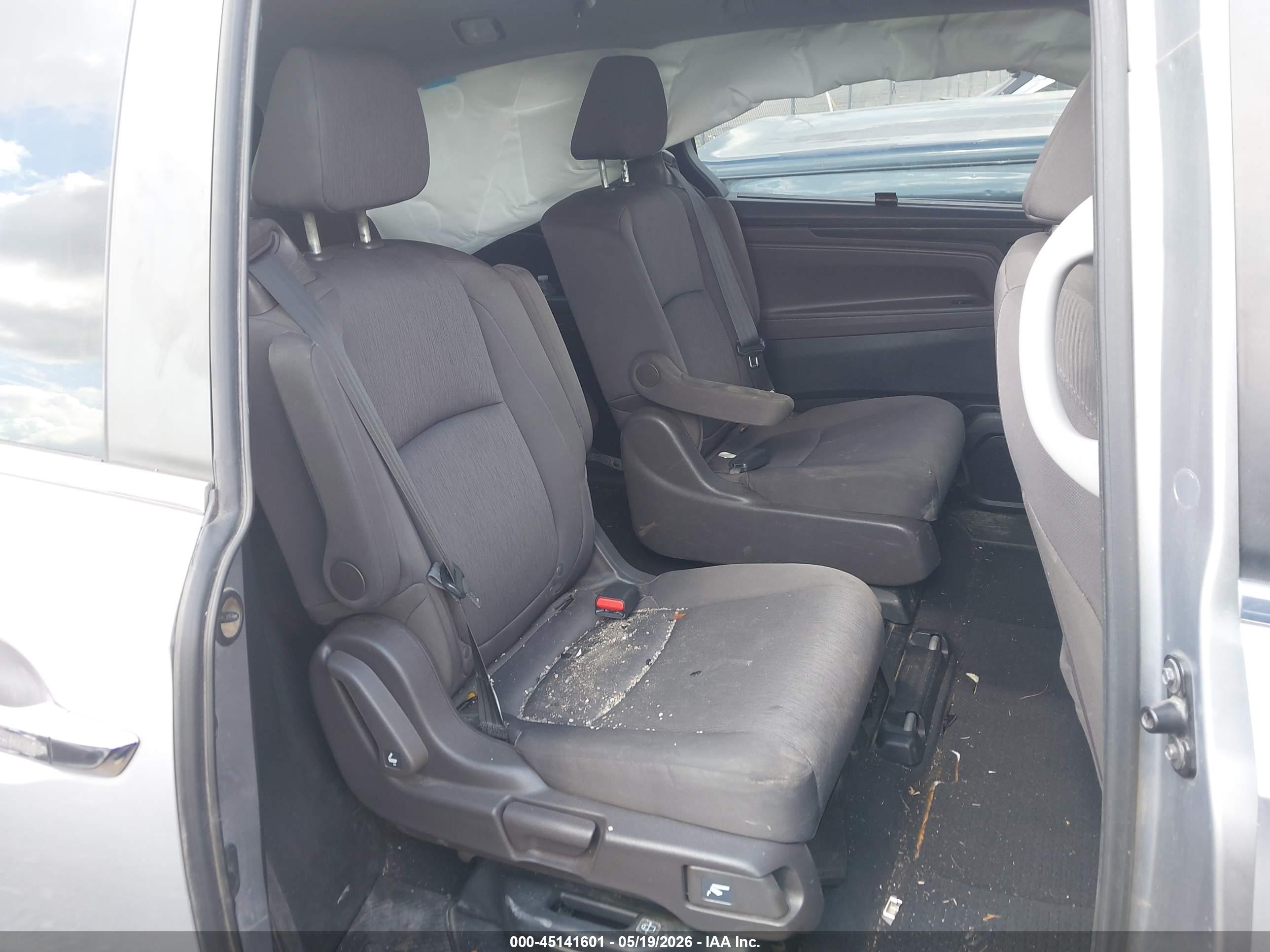 HONDA ODYSSEY image 8