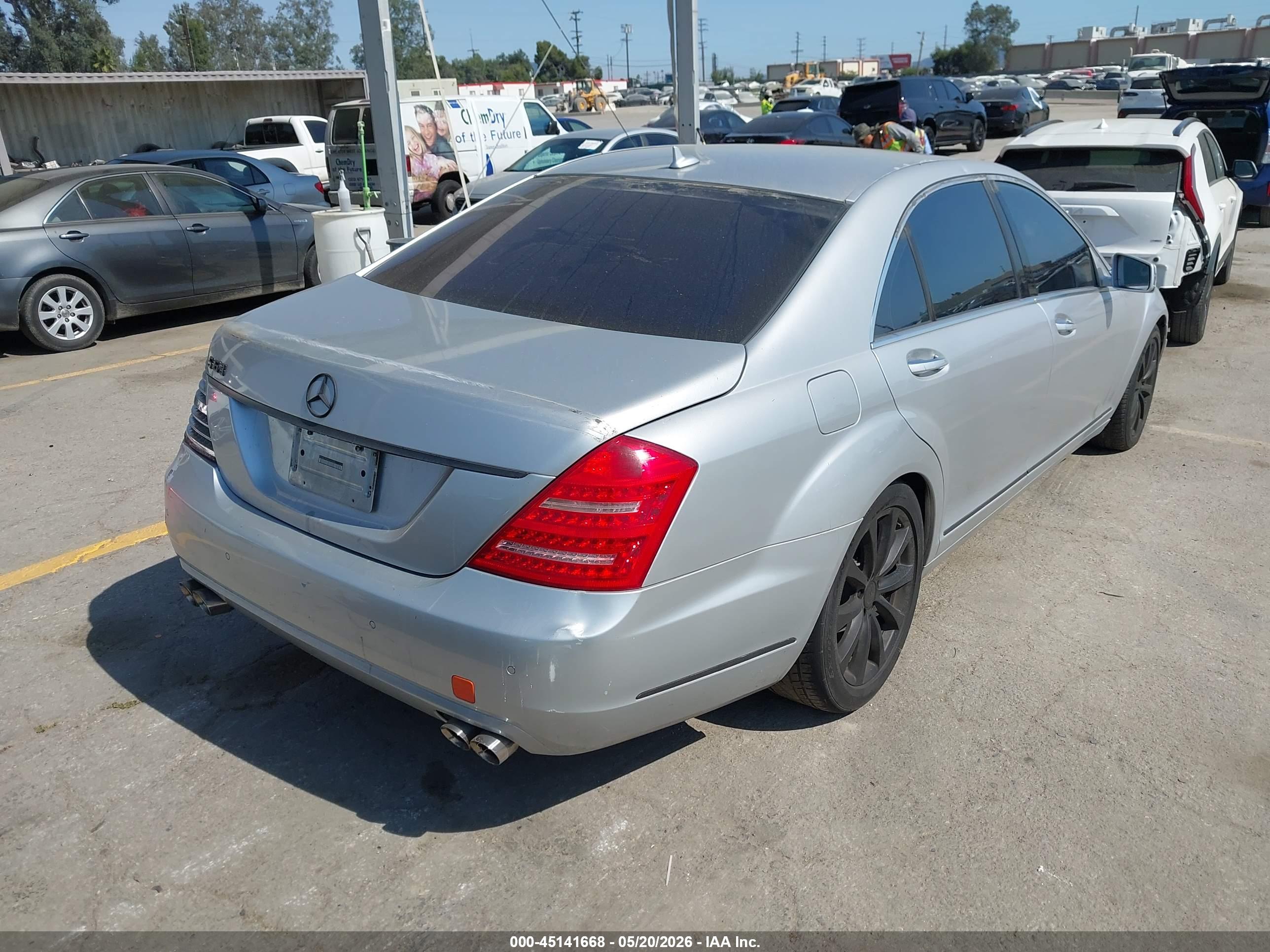 MERCEDES-BENZ S image 4