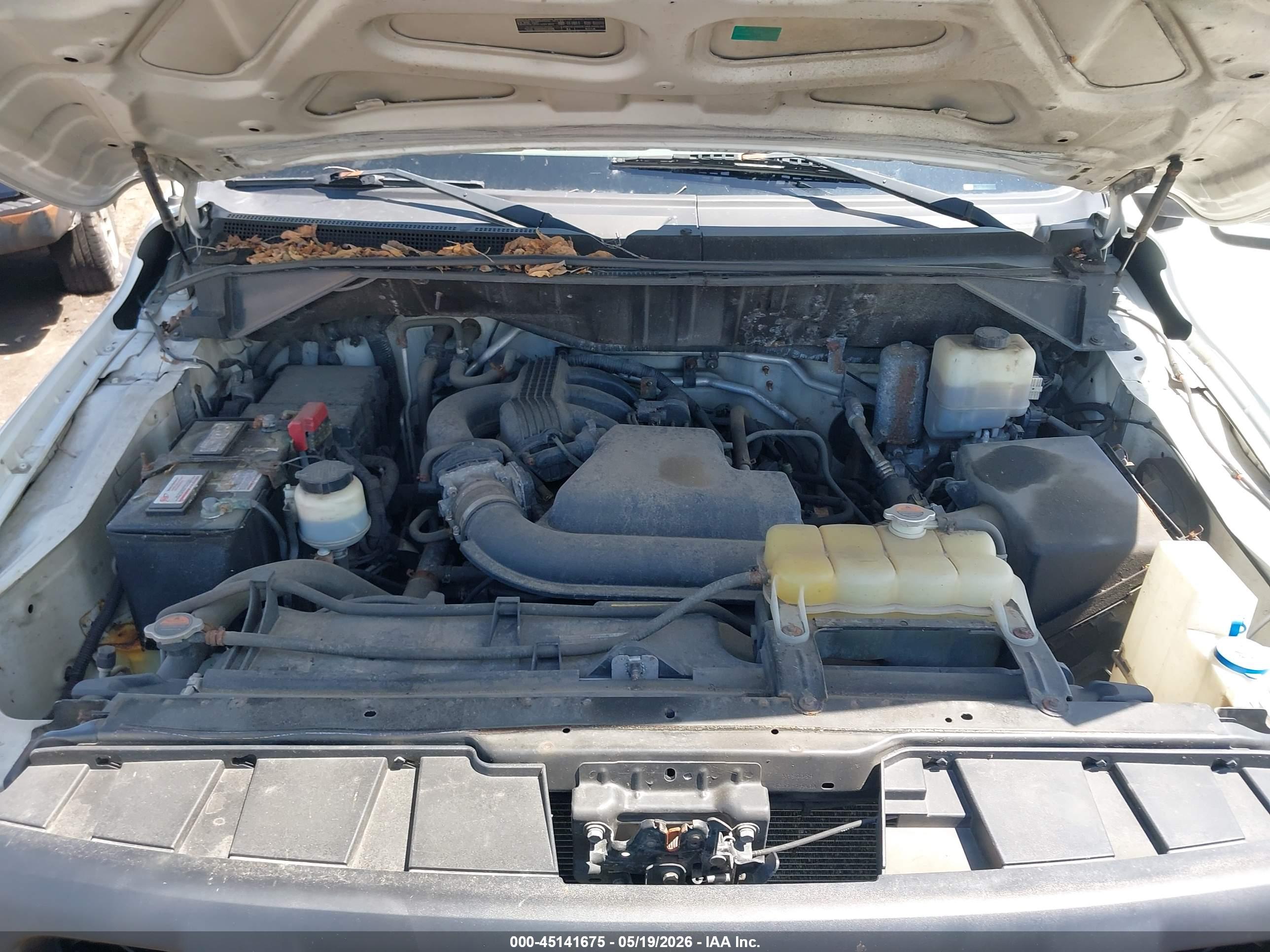 NISSAN NV image 10