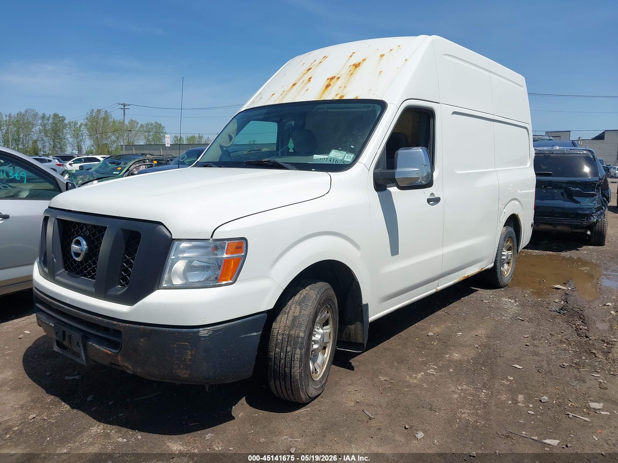 NISSAN NV image 2