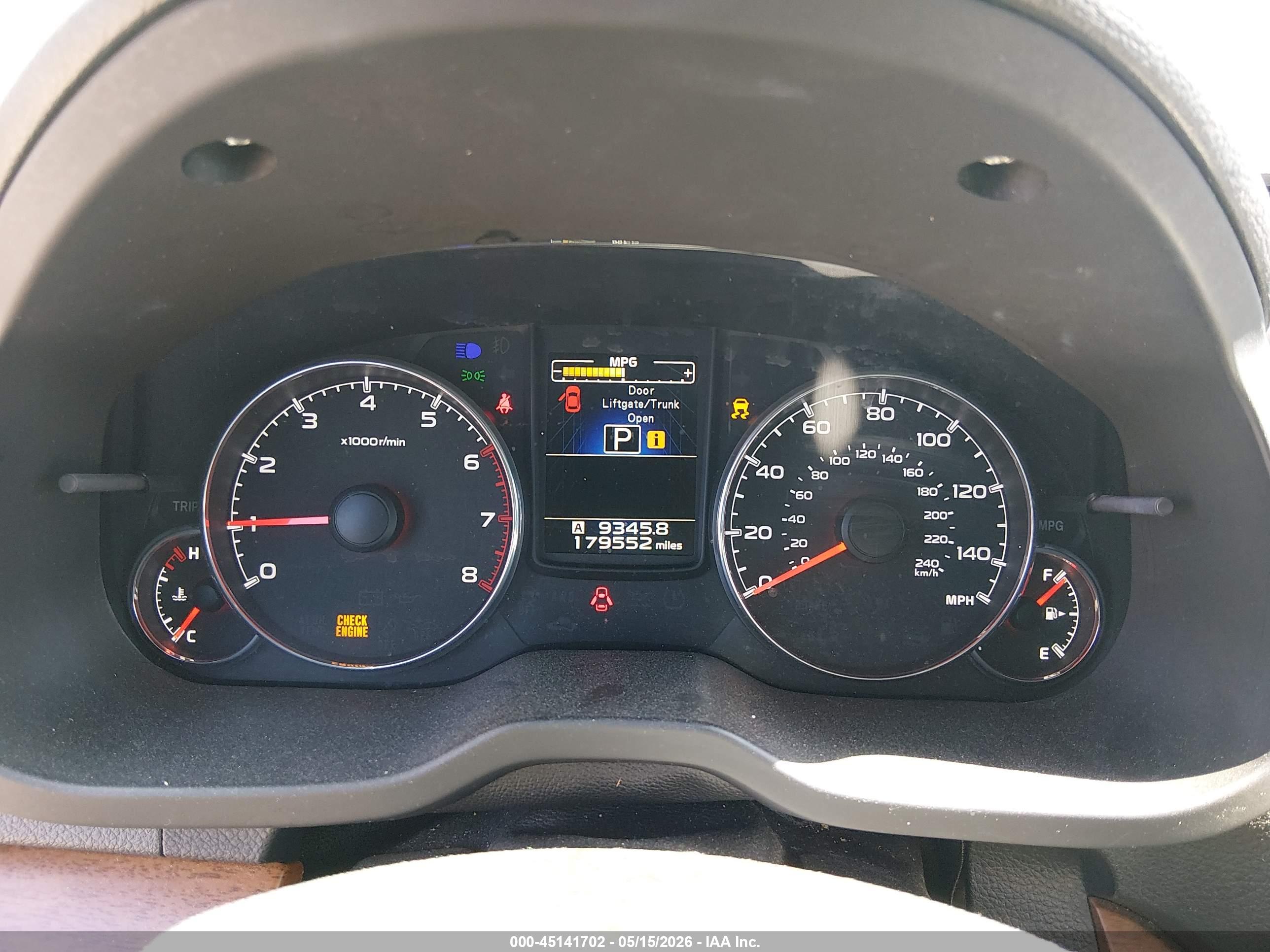 SUBARU OUTBACK image 7