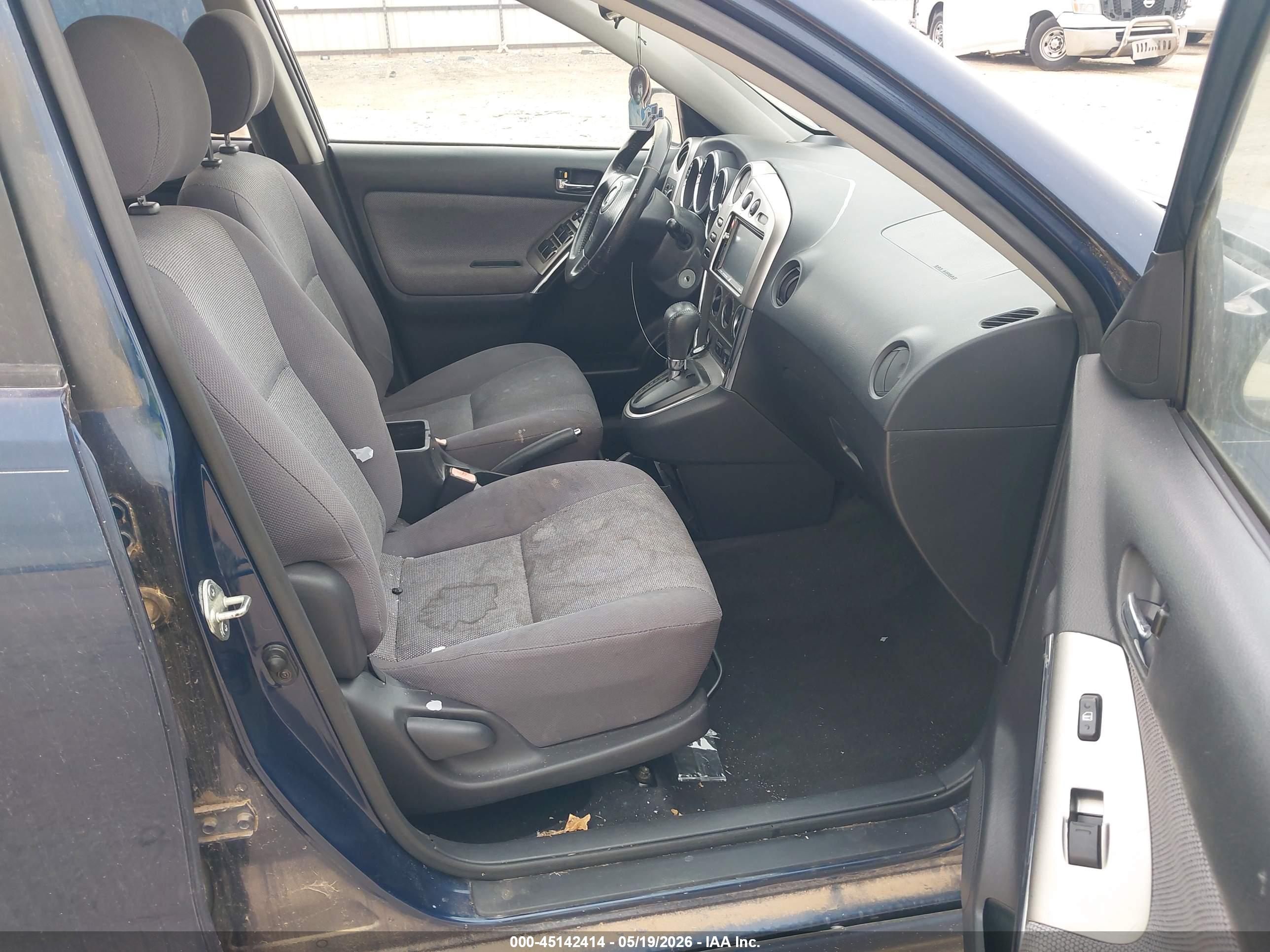 TOYOTA MATRIX image 5