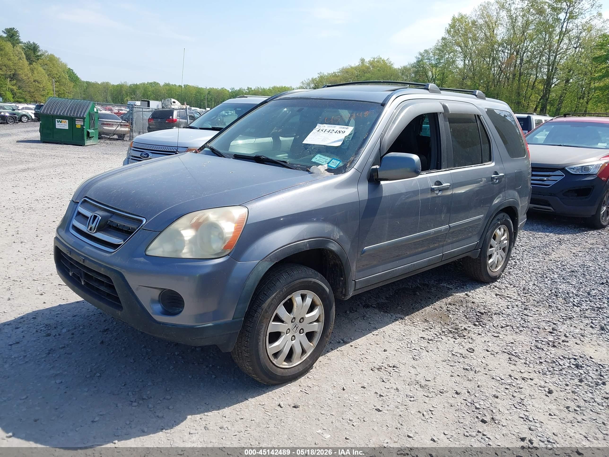 HONDA CR-V image 2