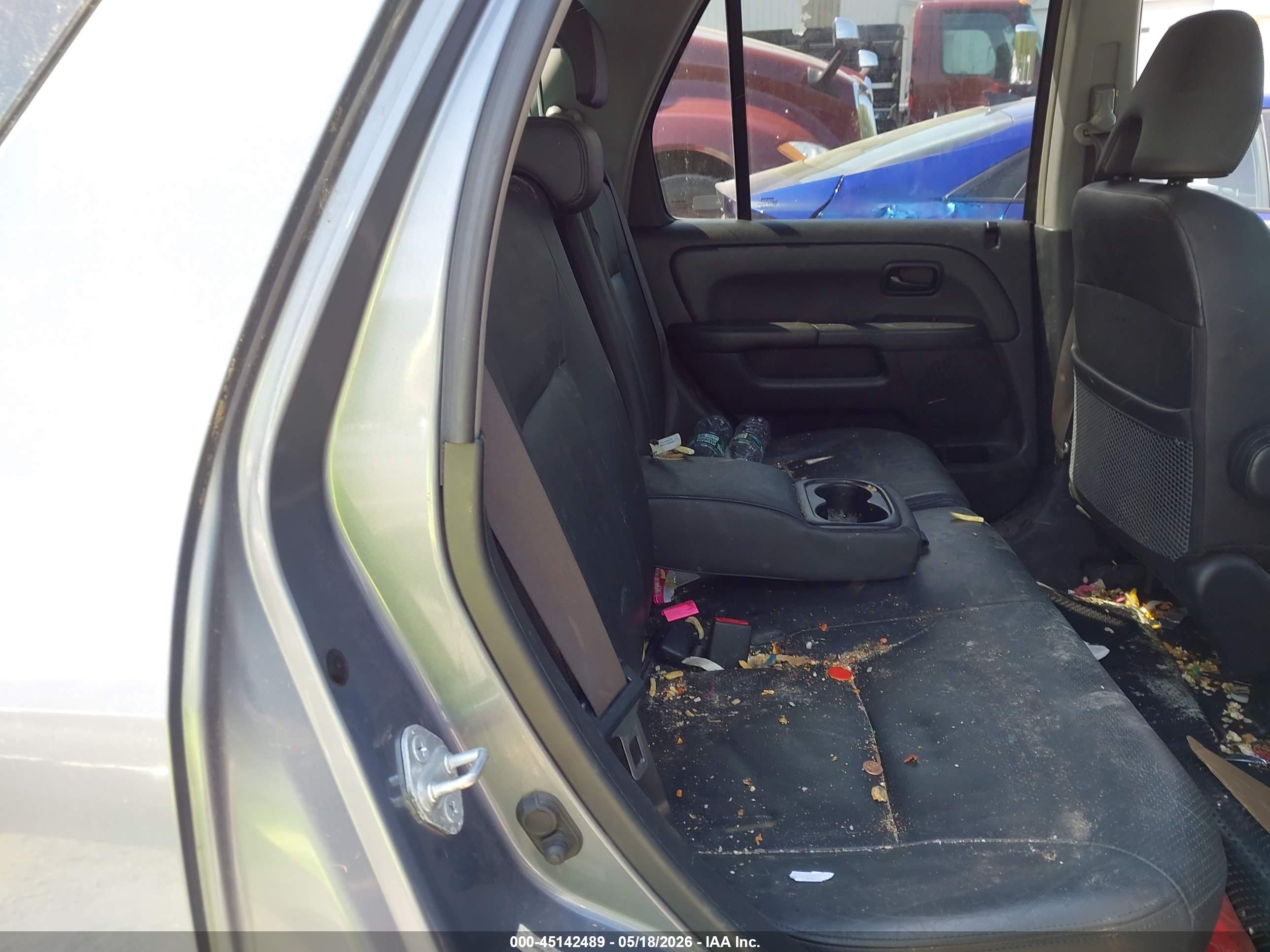 HONDA CR-V image 8