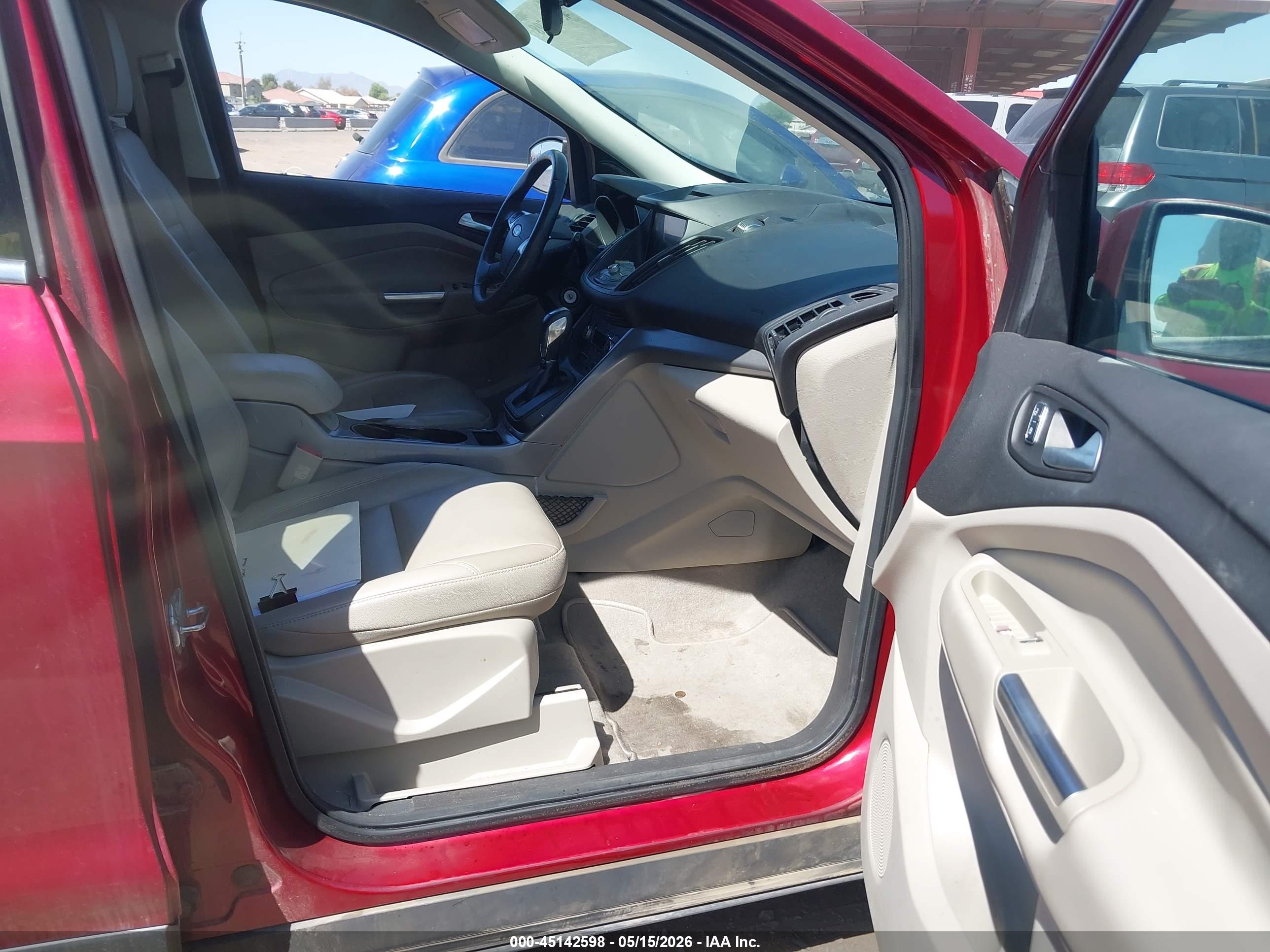 FORD ESCAPE image 5