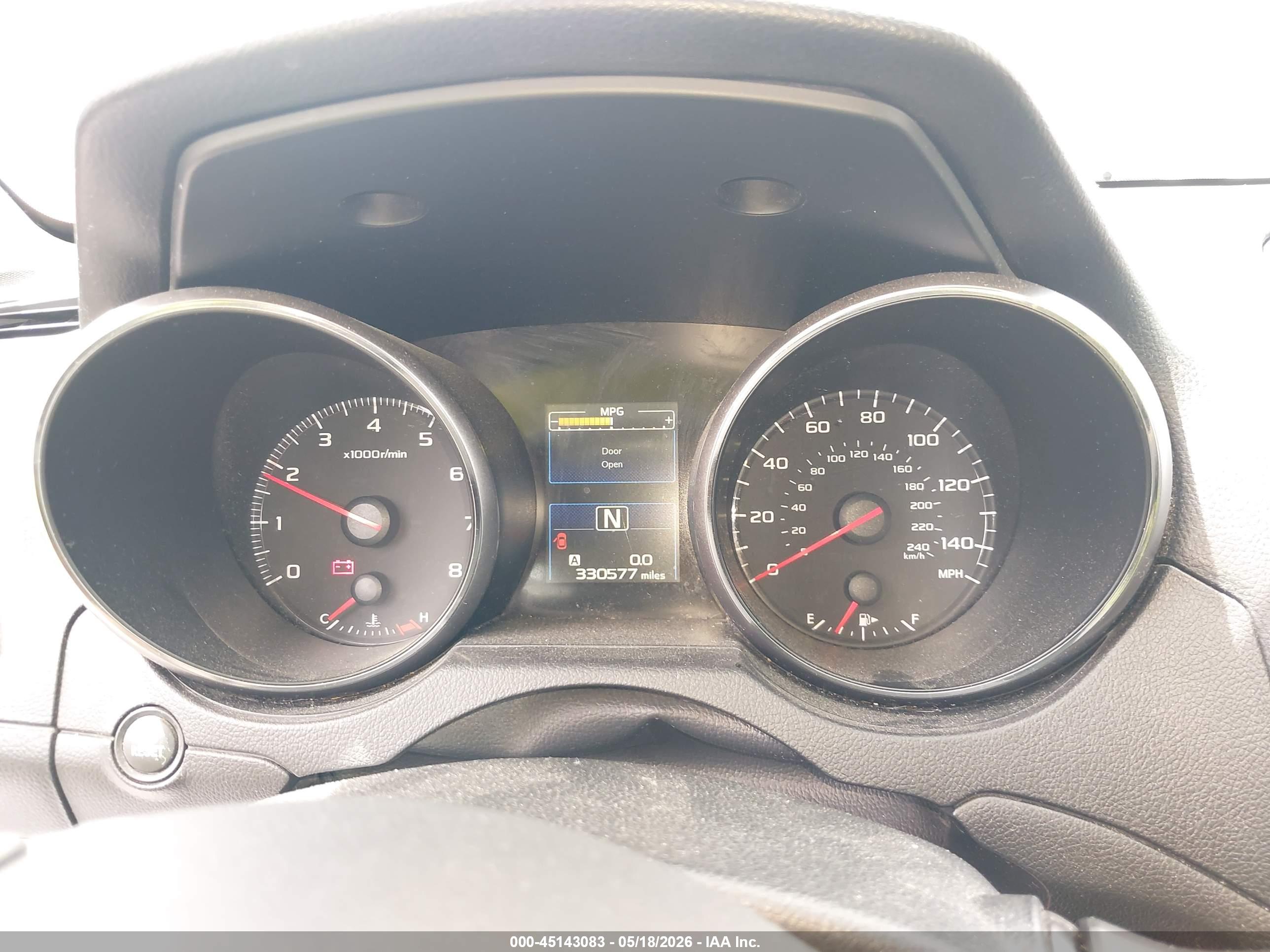 SUBARU OUTBACK image 7
