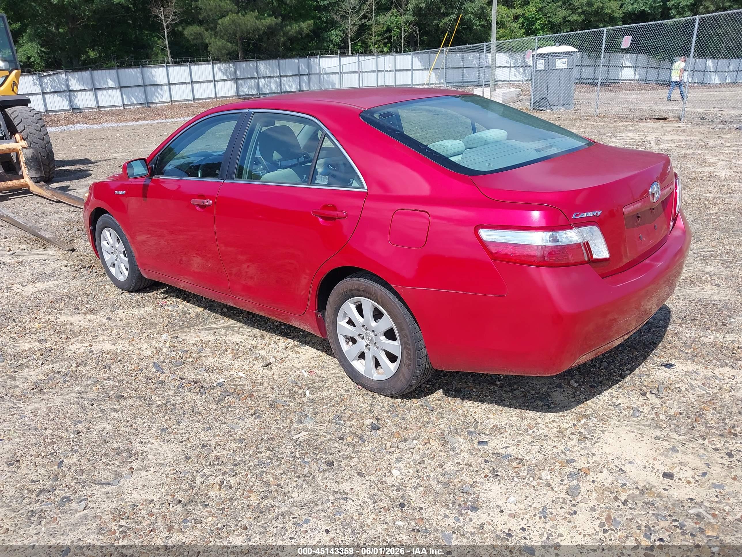 TOYOTA CAMRY image 3