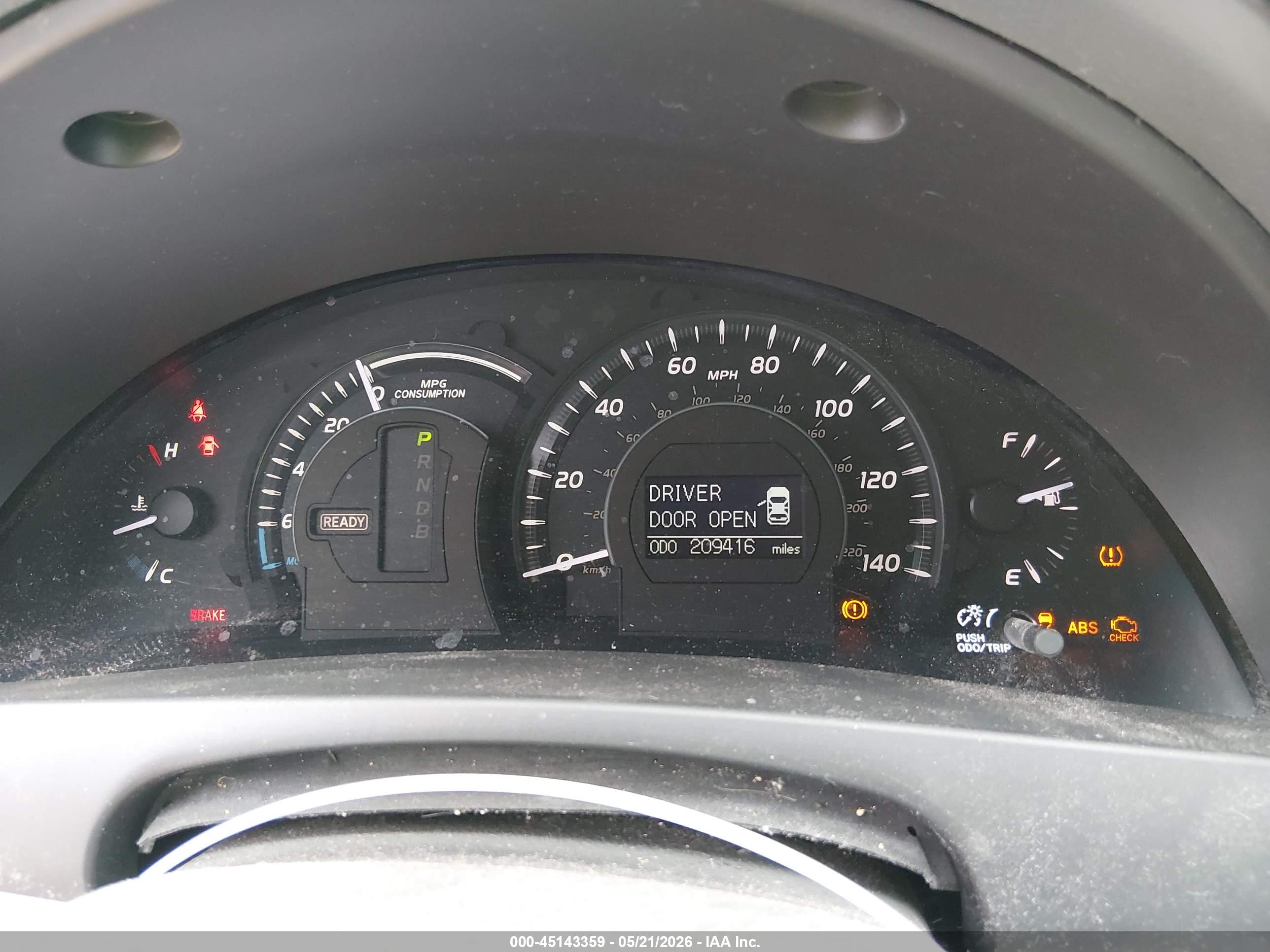 TOYOTA CAMRY image 7