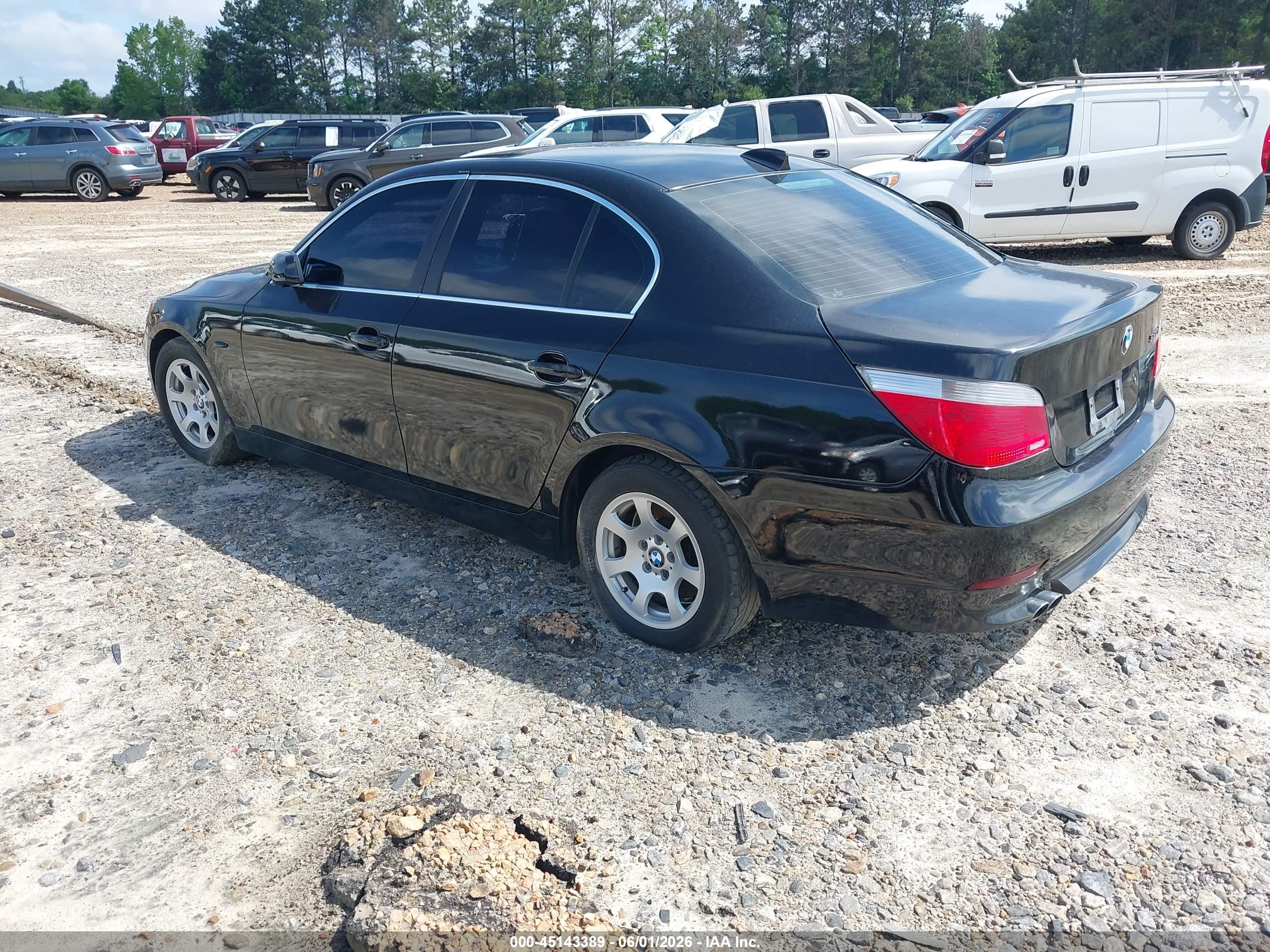 BMW 525I image 3