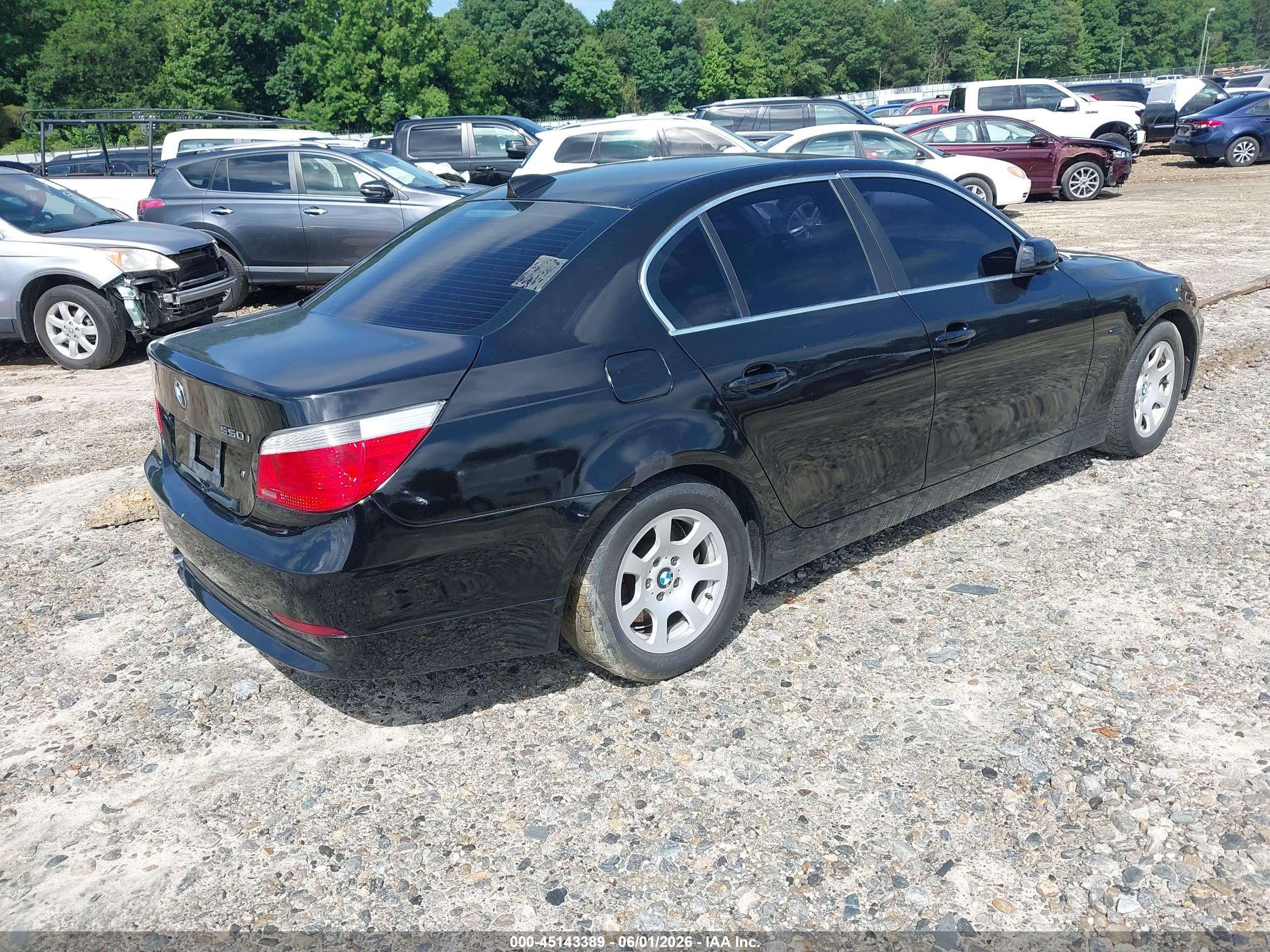 BMW 525I image 4