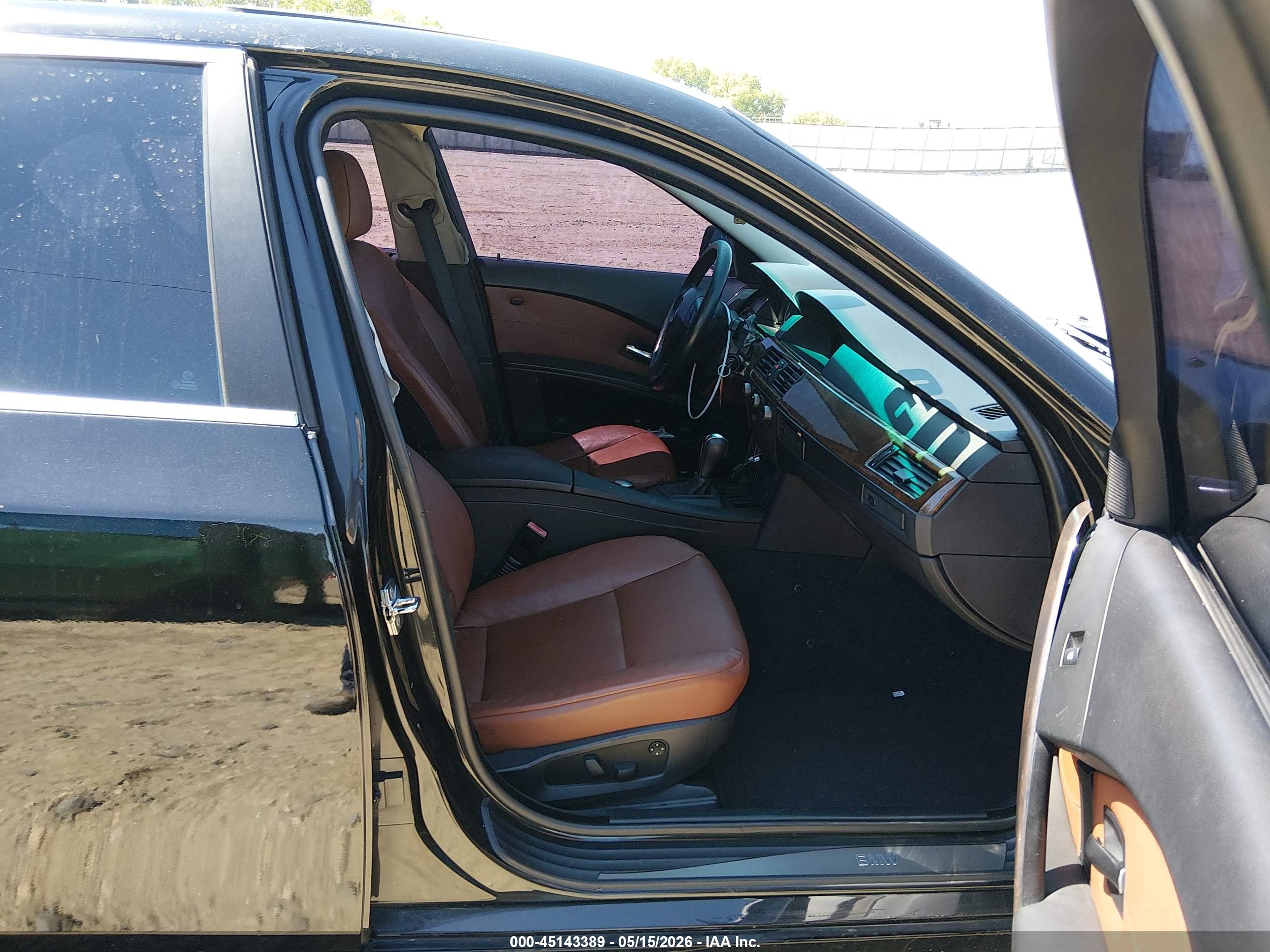 BMW 525I image 5