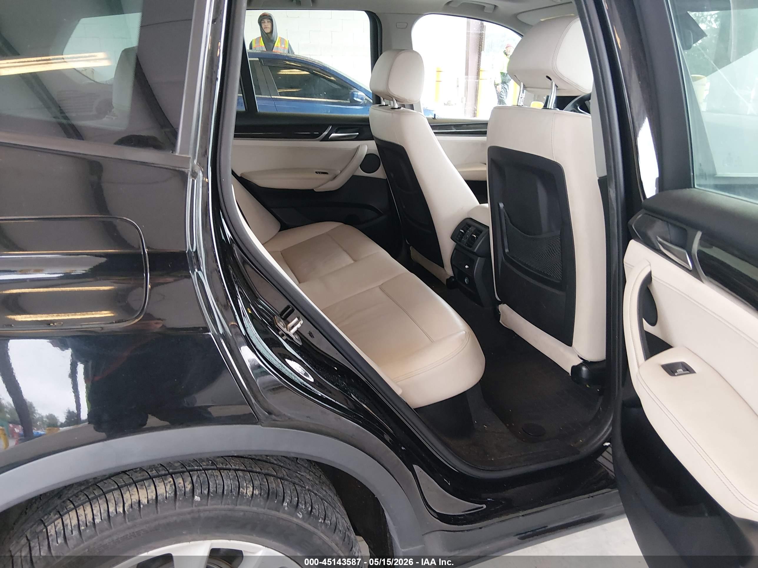 BMW X3 image 8