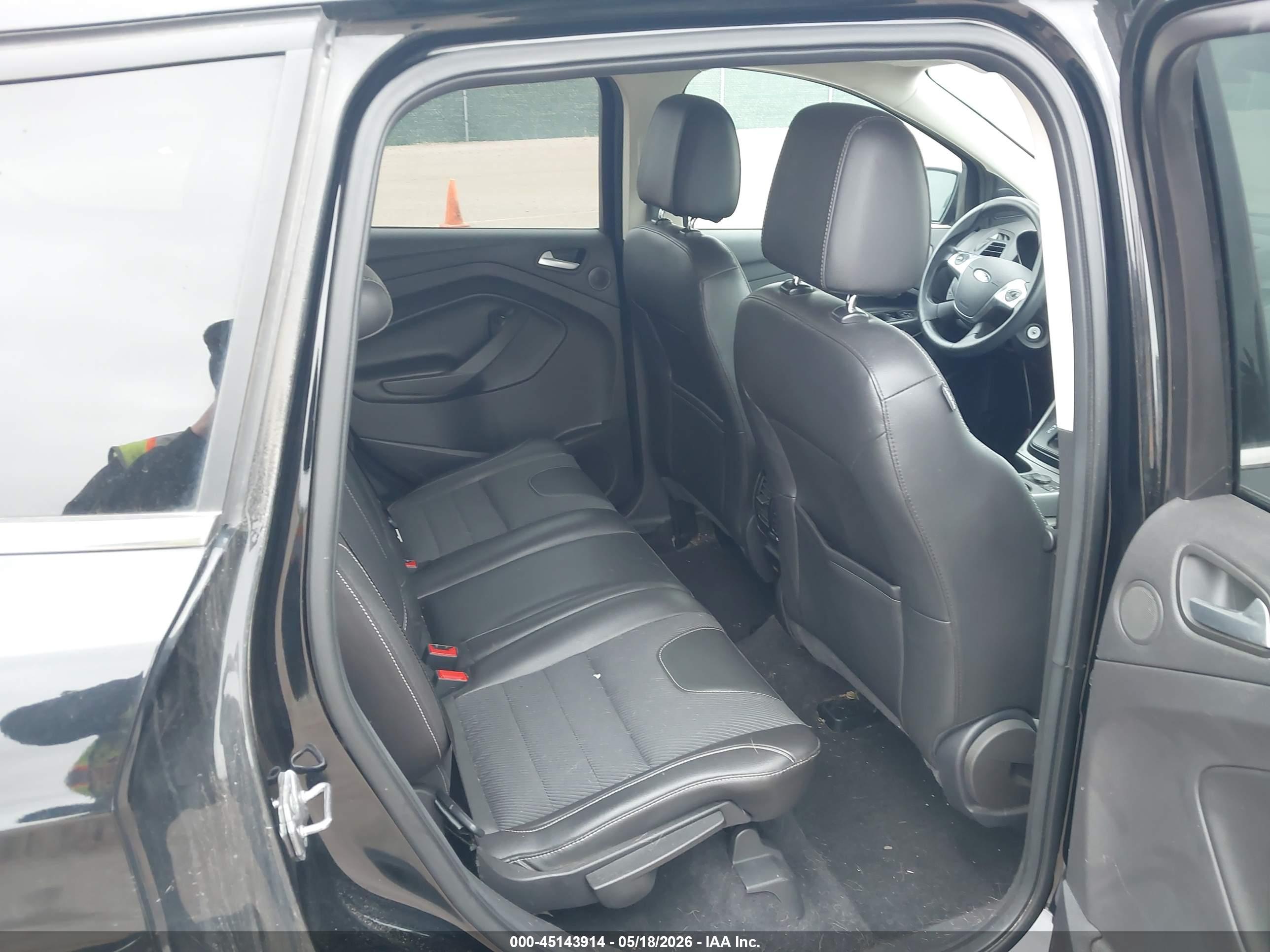 FORD ESCAPE image 8