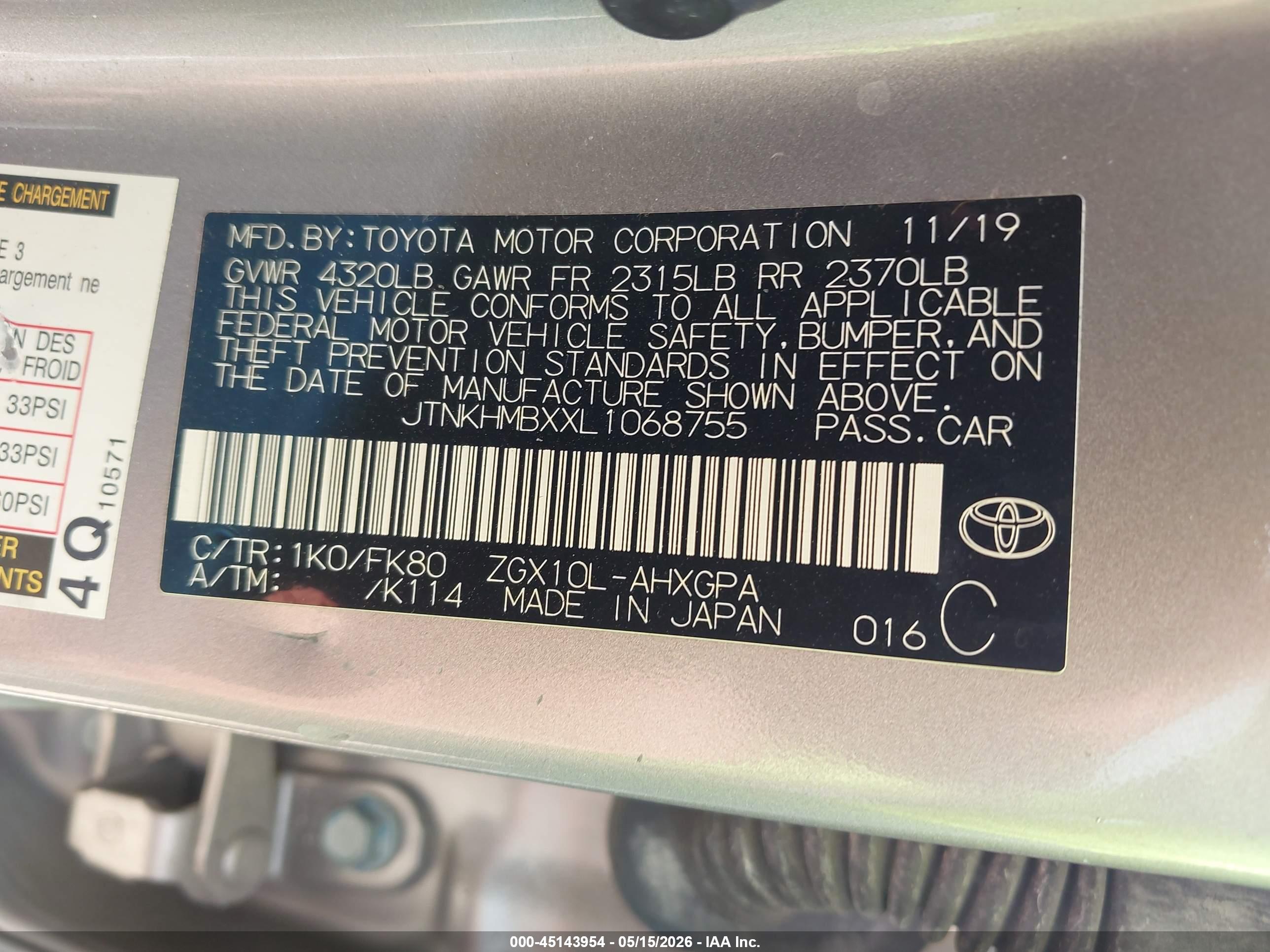 TOYOTA C-HR image 9