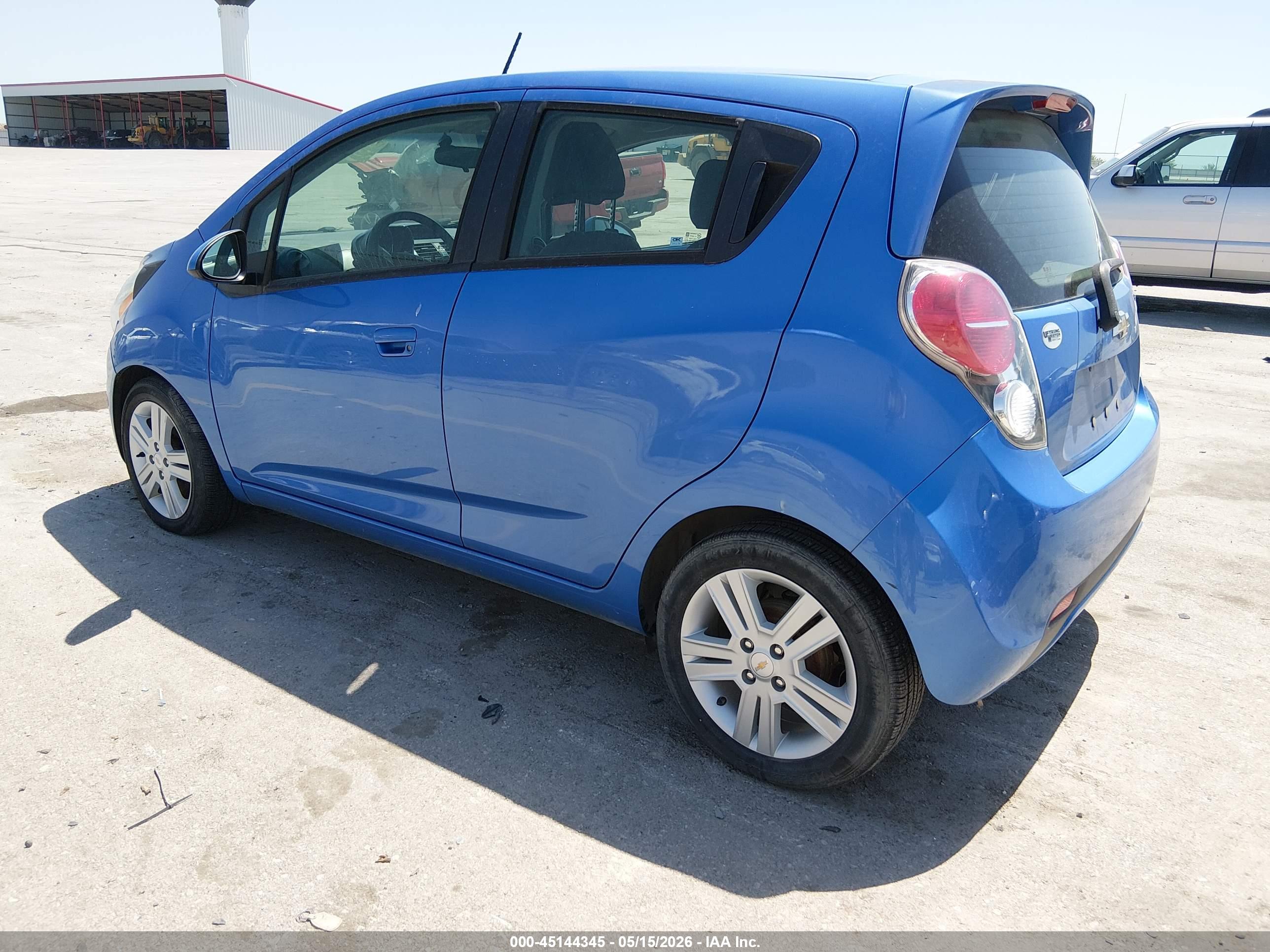 CHEVROLET SPARK image 3