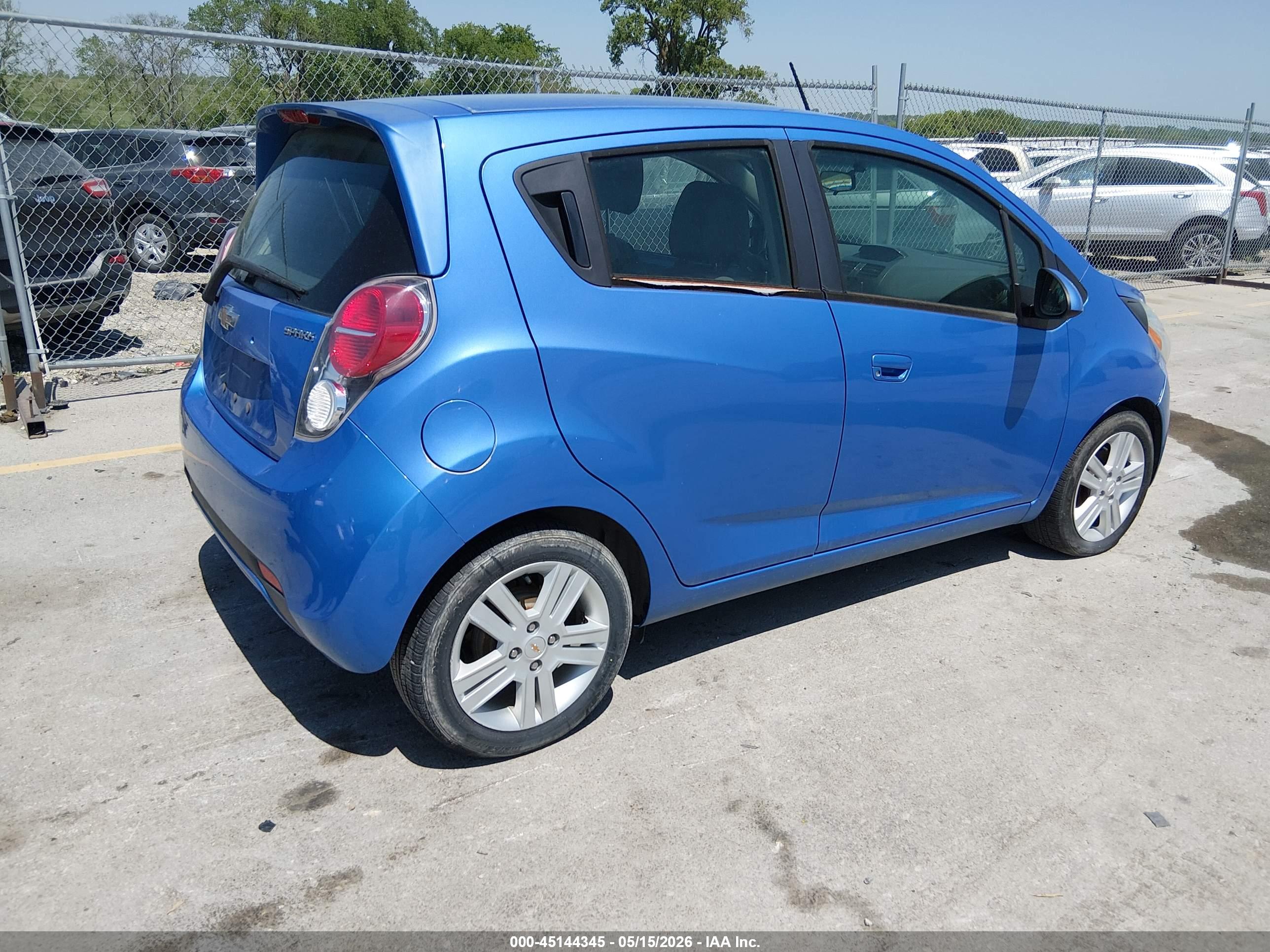CHEVROLET SPARK image 4